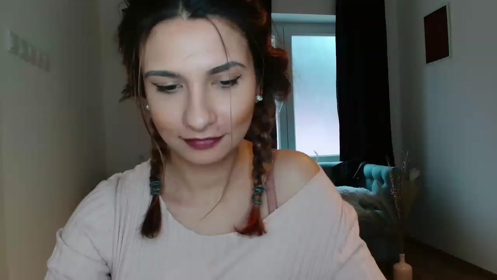 Gallery image thumbnail from pussy_kitti's myfreecams stream on, 11/26/2022, 13:08 image 19 of 20