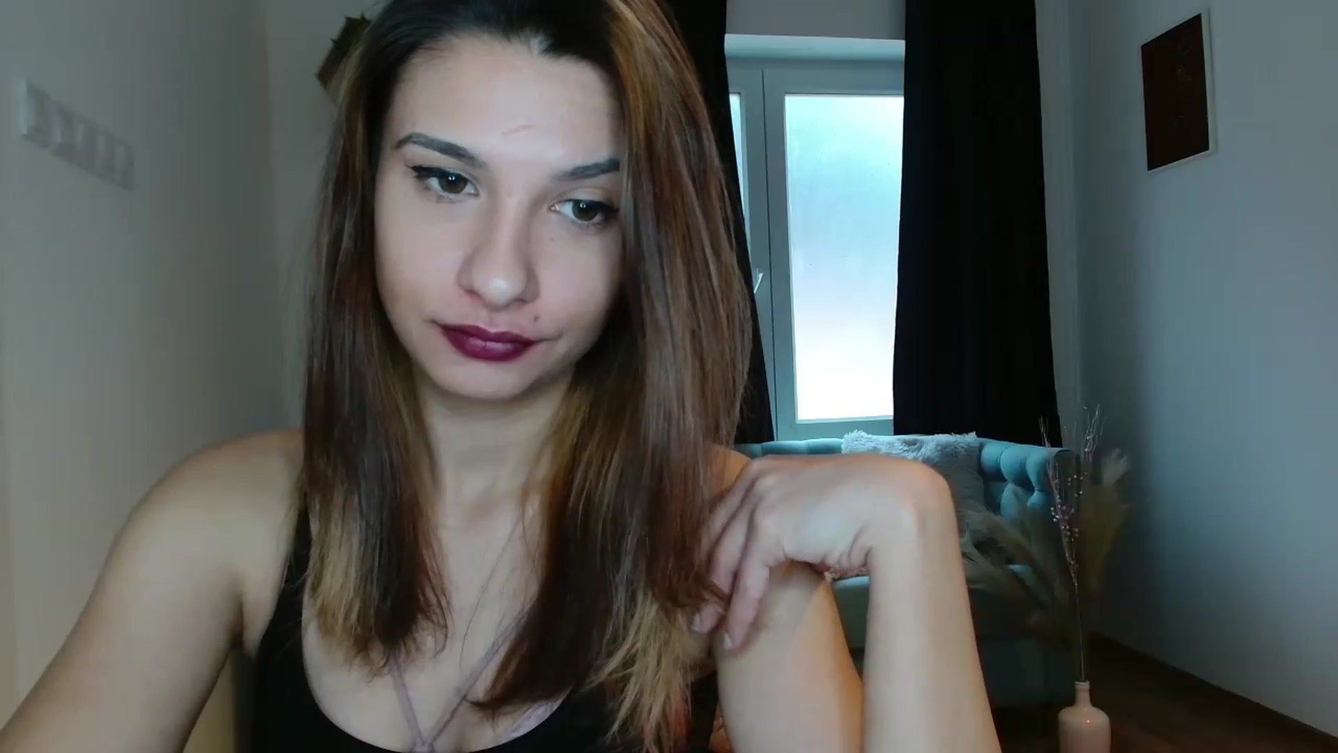Gallery image thumbnail from pussy_kitti's myfreecams stream on, 11/27/2022, 10:18 image 1 of 20