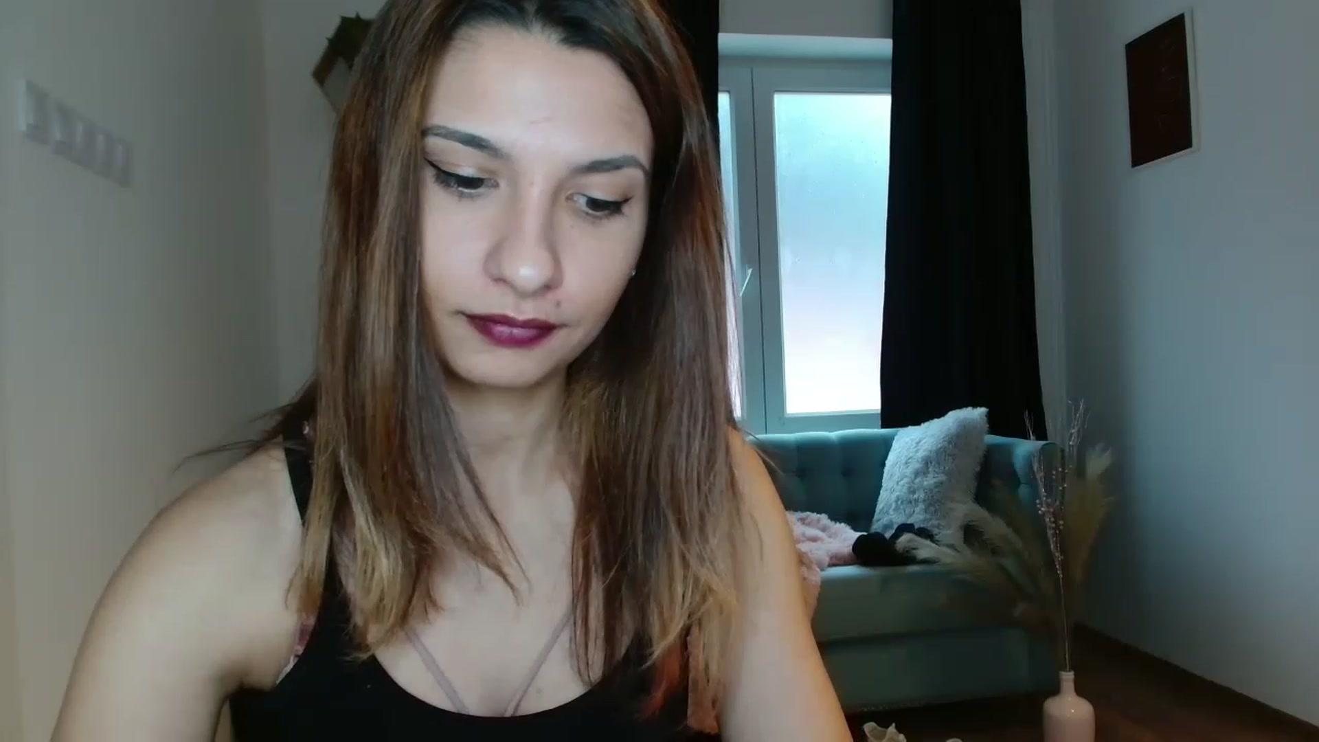 Gallery image thumbnail from pussy_kitti's myfreecams stream on, 11/27/2022, 11:49 image 3 of 20