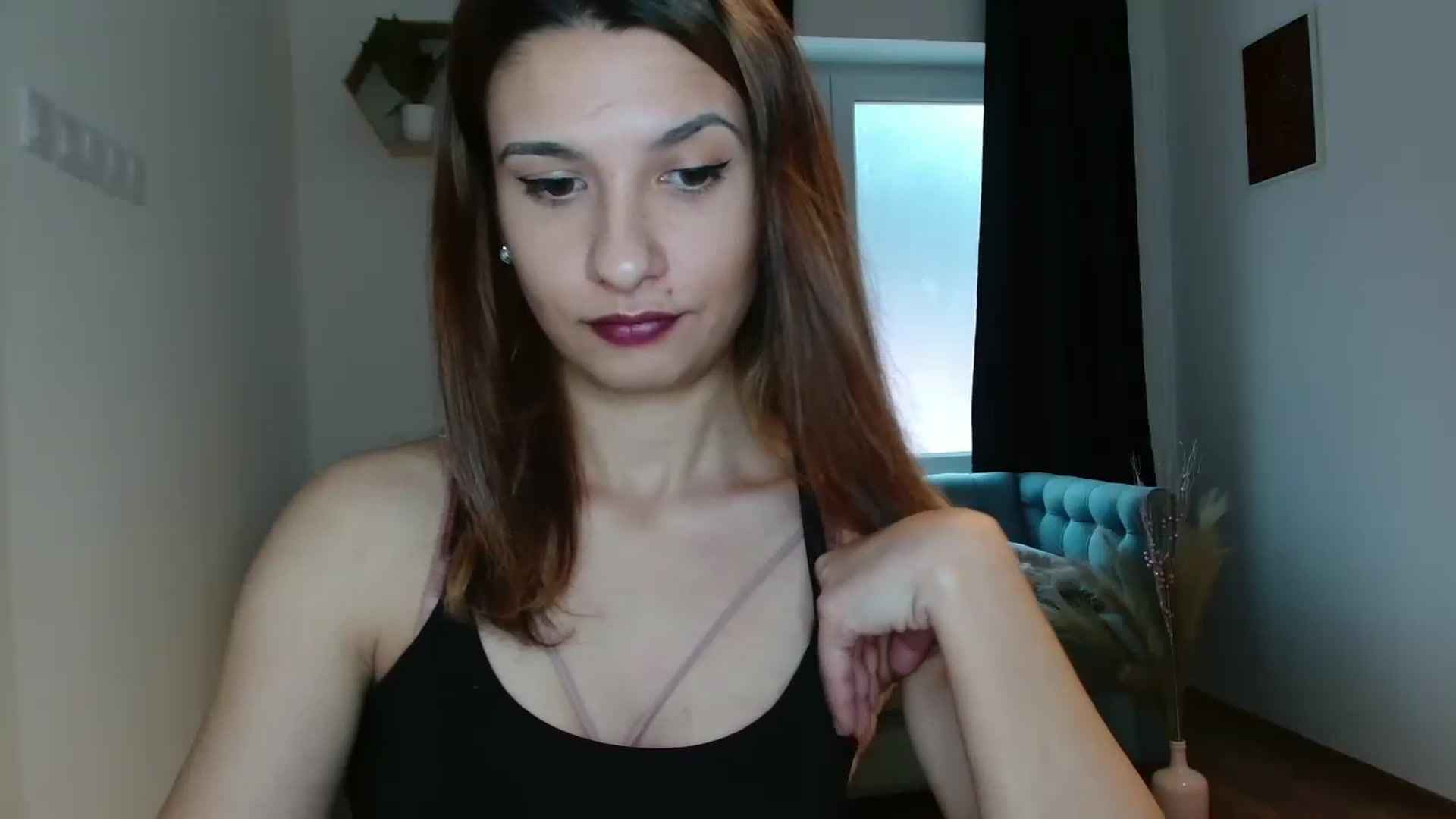 Gallery image thumbnail from pussy_kitti's myfreecams stream on, 11/27/2022, 11:49 image 7 of 20