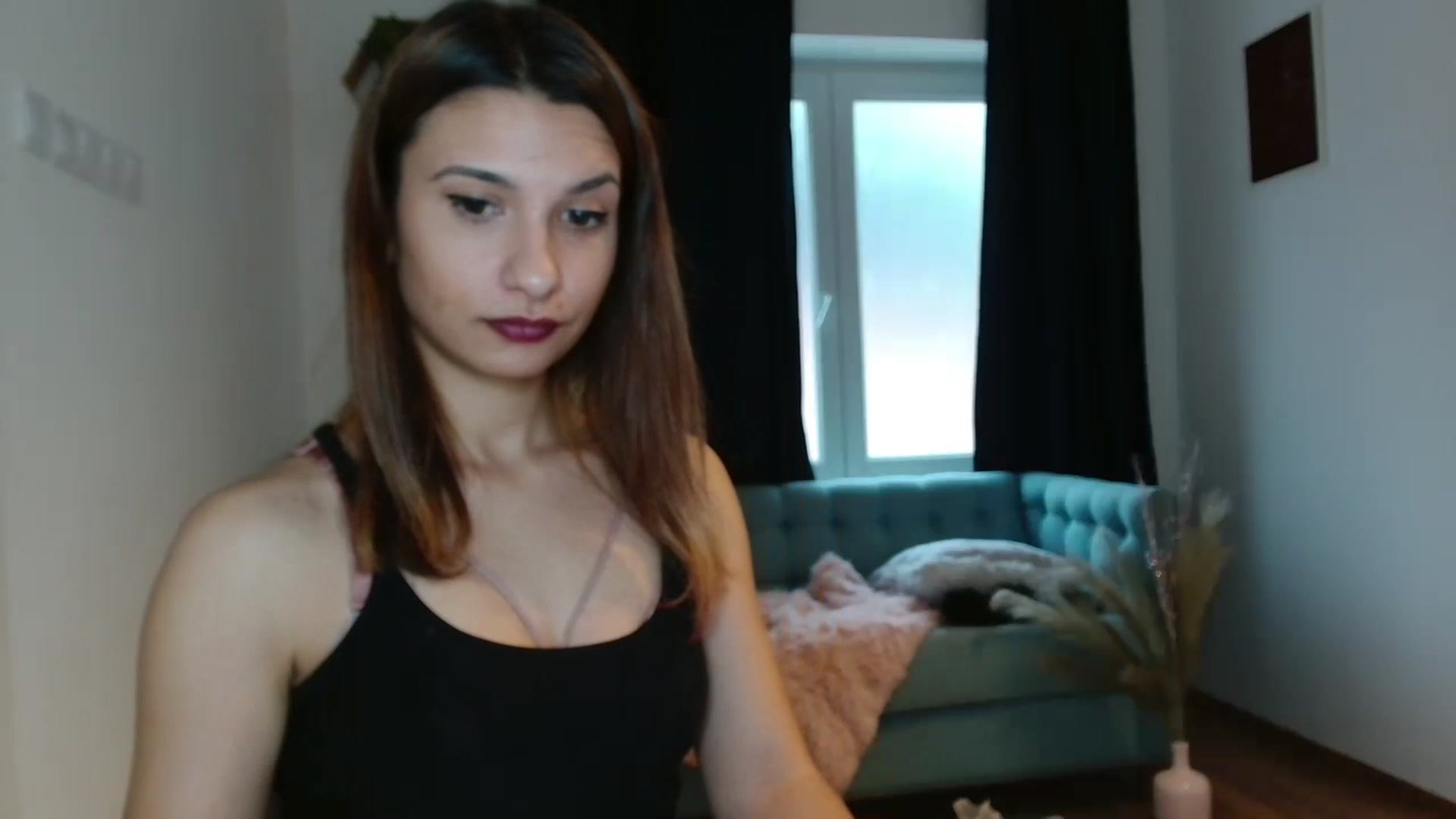Gallery image thumbnail from pussy_kitti's myfreecams stream on, 11/27/2022, 11:49 image 9 of 20