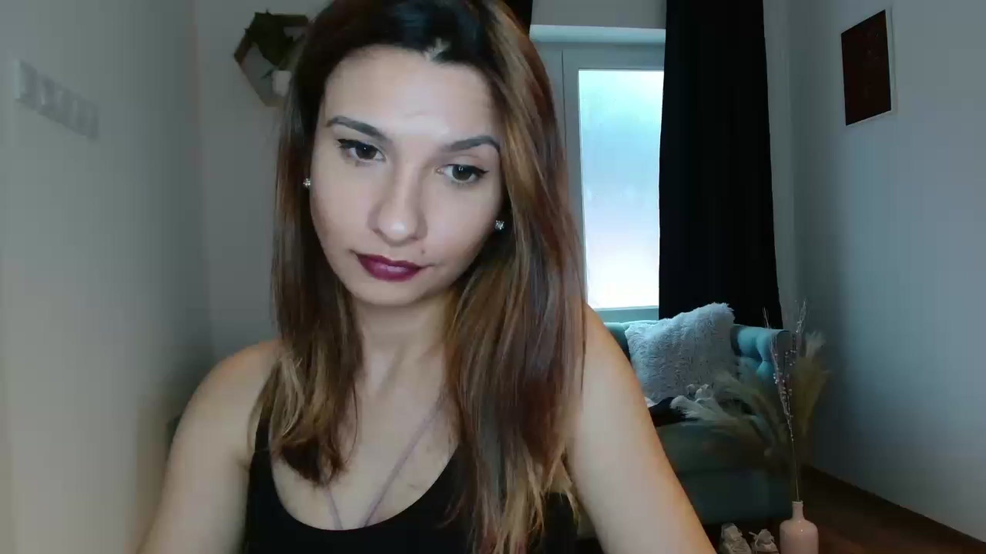 Gallery image thumbnail from pussy_kitti's myfreecams stream on, 11/27/2022, 11:49 image 19 of 20