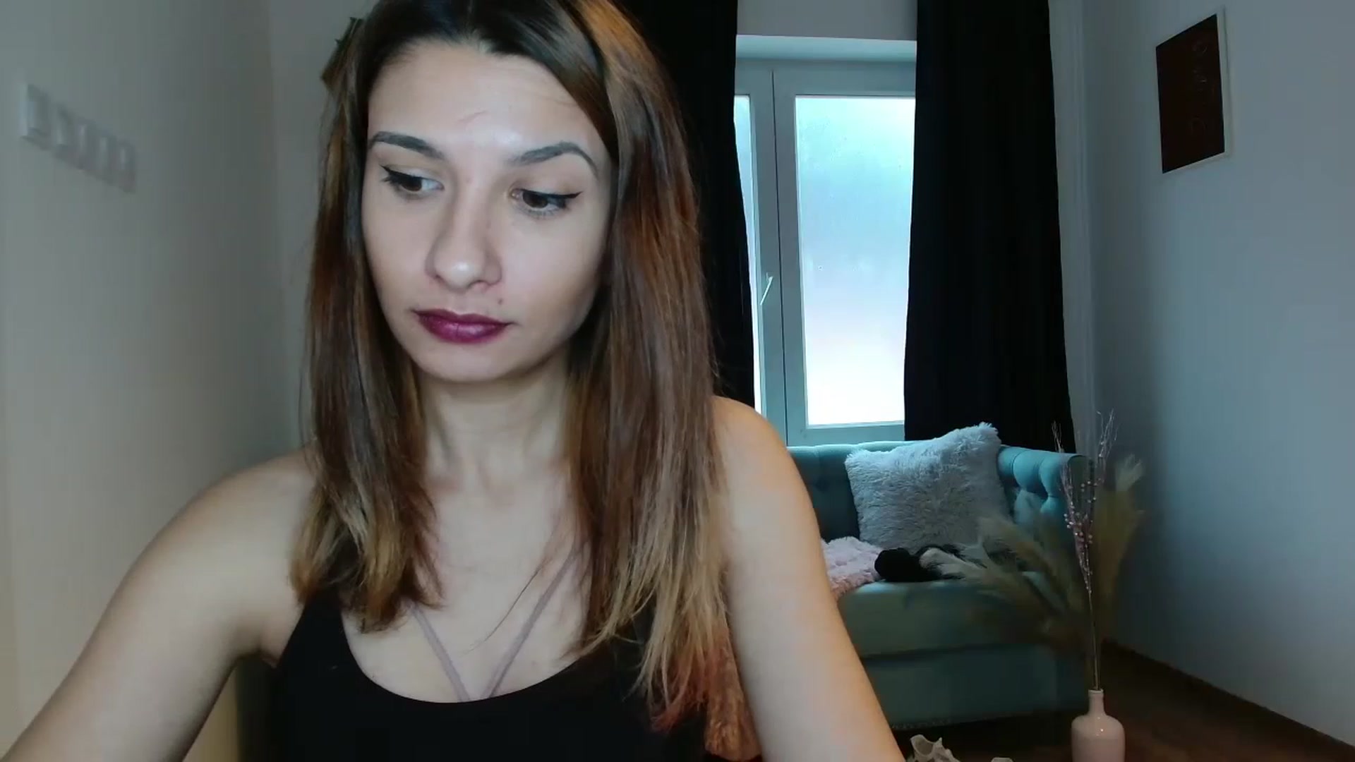 Gallery image thumbnail from pussy_kitti's myfreecams stream on, 11/27/2022, 11:49 image 12 of 20