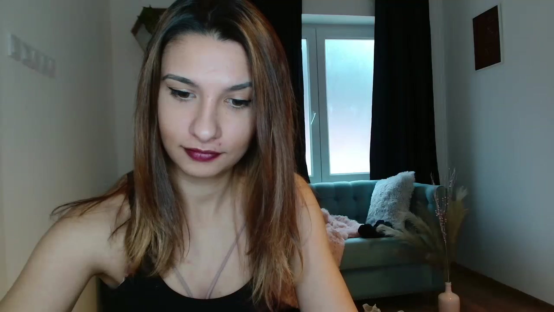 Gallery image thumbnail from pussy_kitti's myfreecams stream on, 11/27/2022, 11:49 image 1 of 20