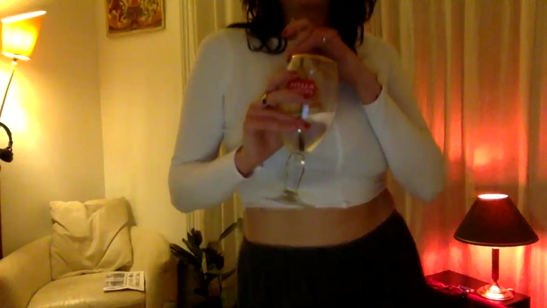 Gallery image thumbnail from pyrexPrincess's myfreecams stream on, 05/25/2024, 13:10 image 14 of 20