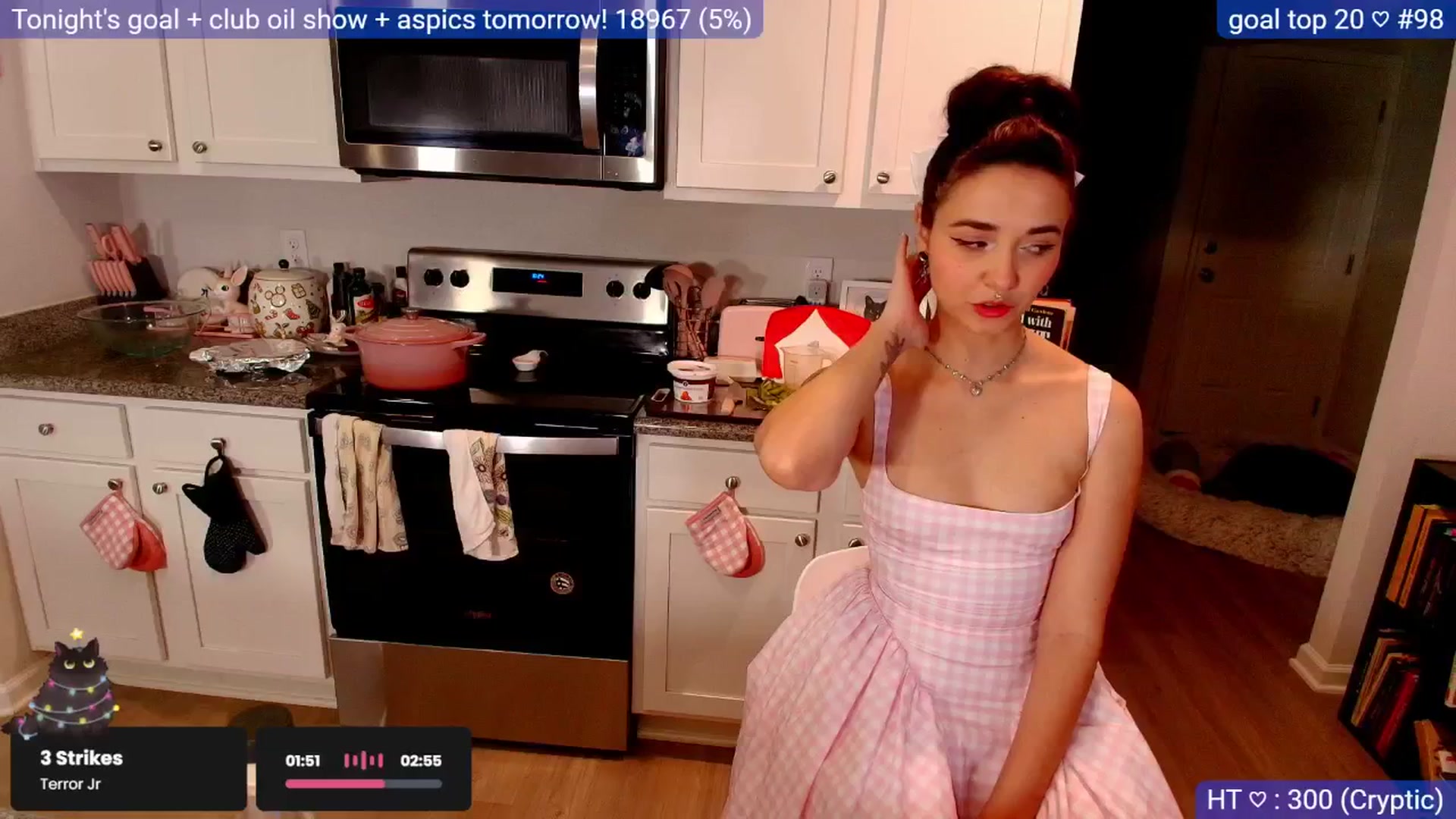 Gallery image thumbnail from quaalewds's myfreecams stream on, 12/29/2025, 05:42 image 10 of 20