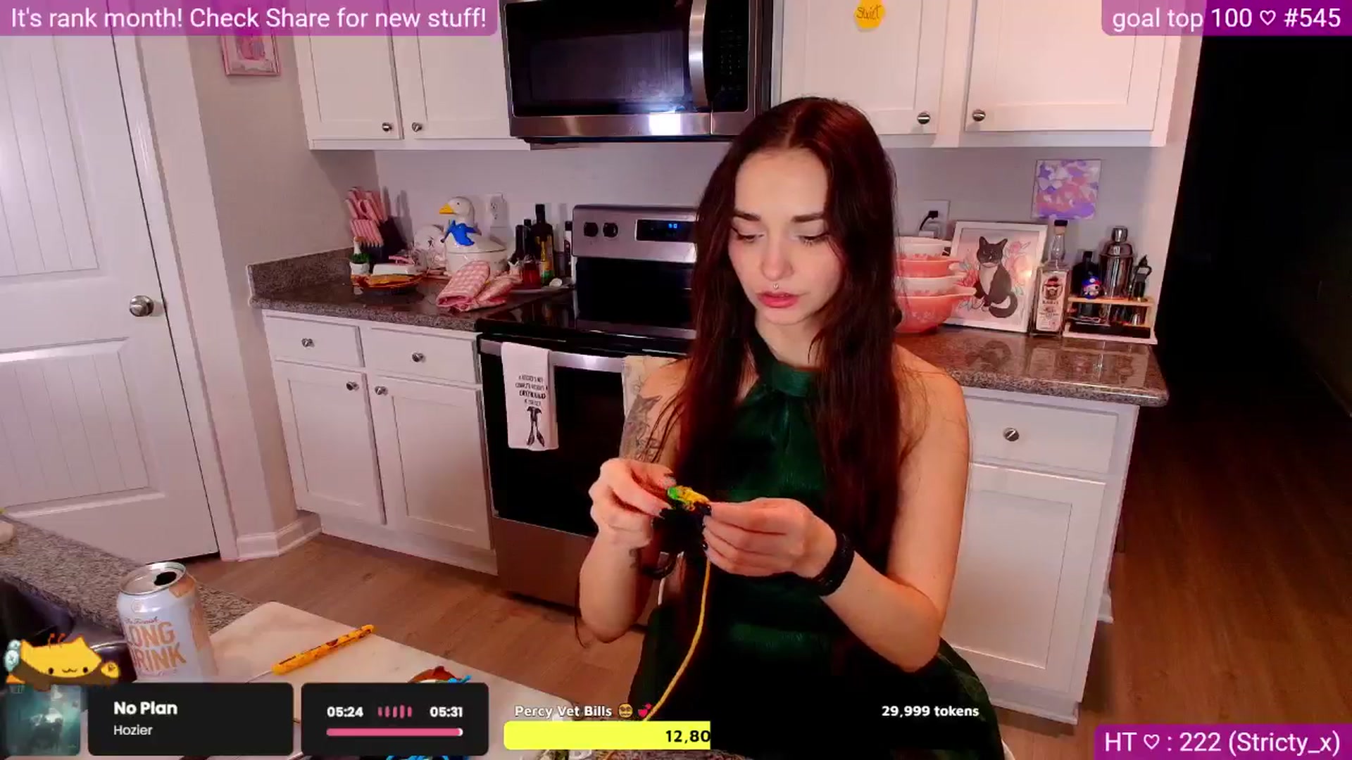Gallery image thumbnail from quaalewds's myfreecams stream on, 03/12/2026, 04:30 image 11 of 20