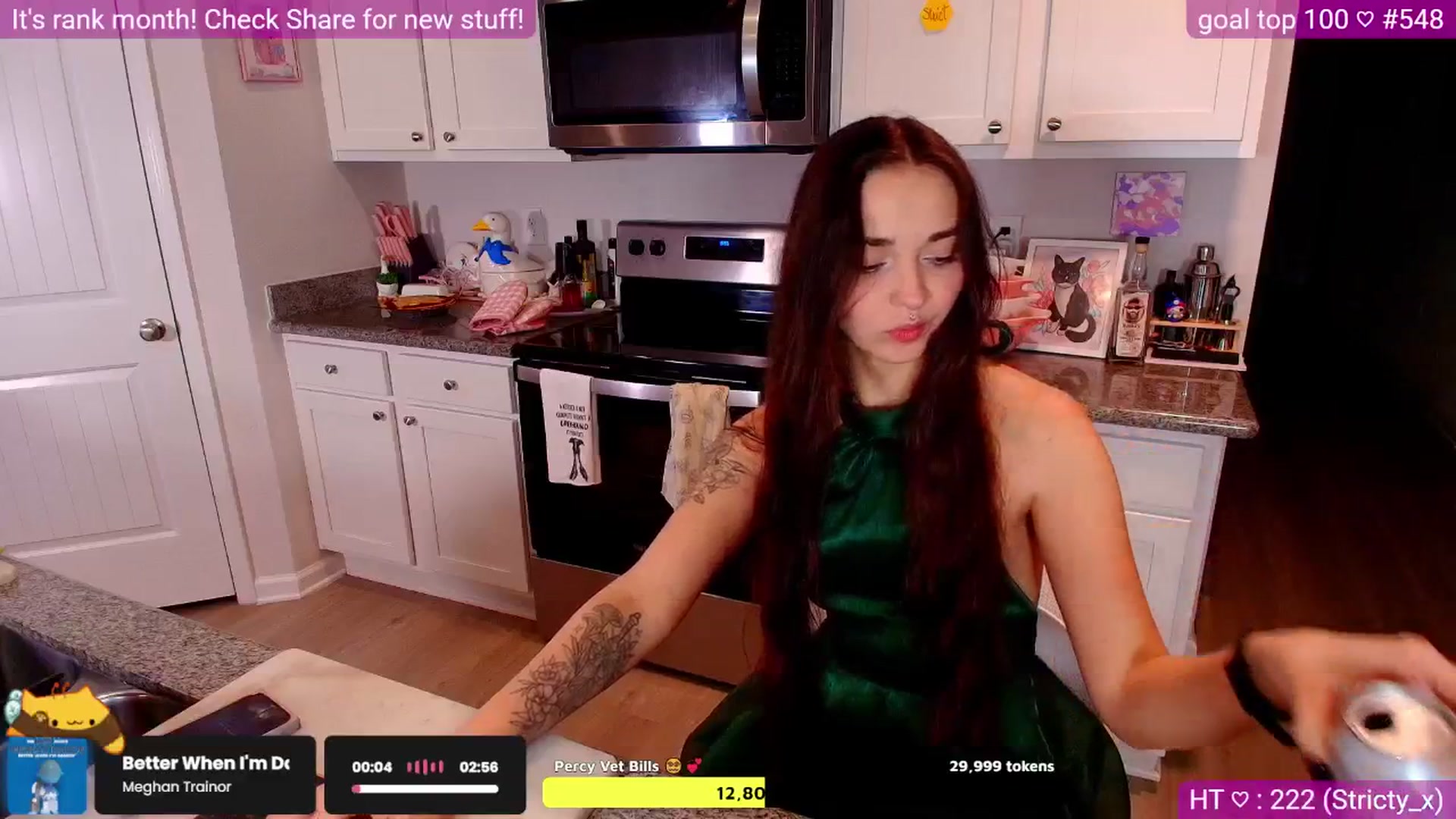 Gallery image thumbnail from quaalewds's myfreecams stream on, 03/12/2026, 04:30 image 9 of 20
