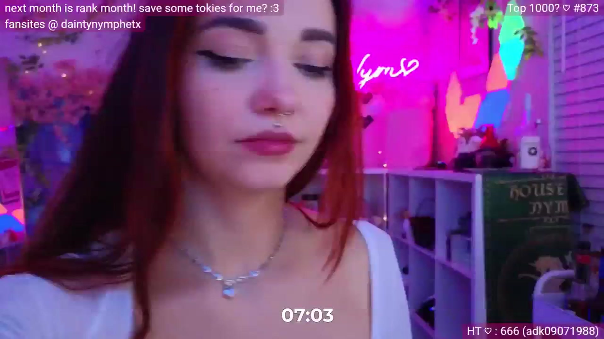 Gallery image thumbnail from quack's myfreecams stream on, 06/06/2024, 03:59 image 8 of 20