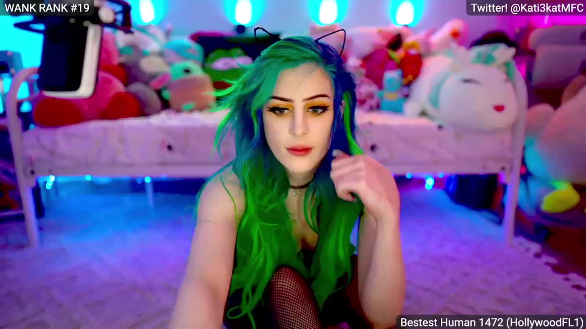 Gallery image thumbnail from queefnoice's myfreecams stream on, 04/19/2023, 04:53 image 7 of 20