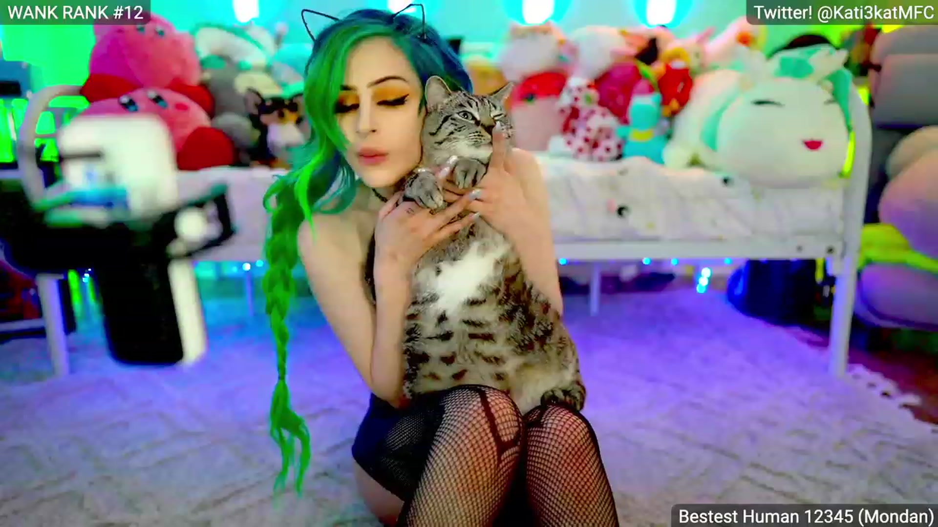Gallery image thumbnail from queefnoice's myfreecams stream on, 04/19/2023, 06:56 image 12 of 20