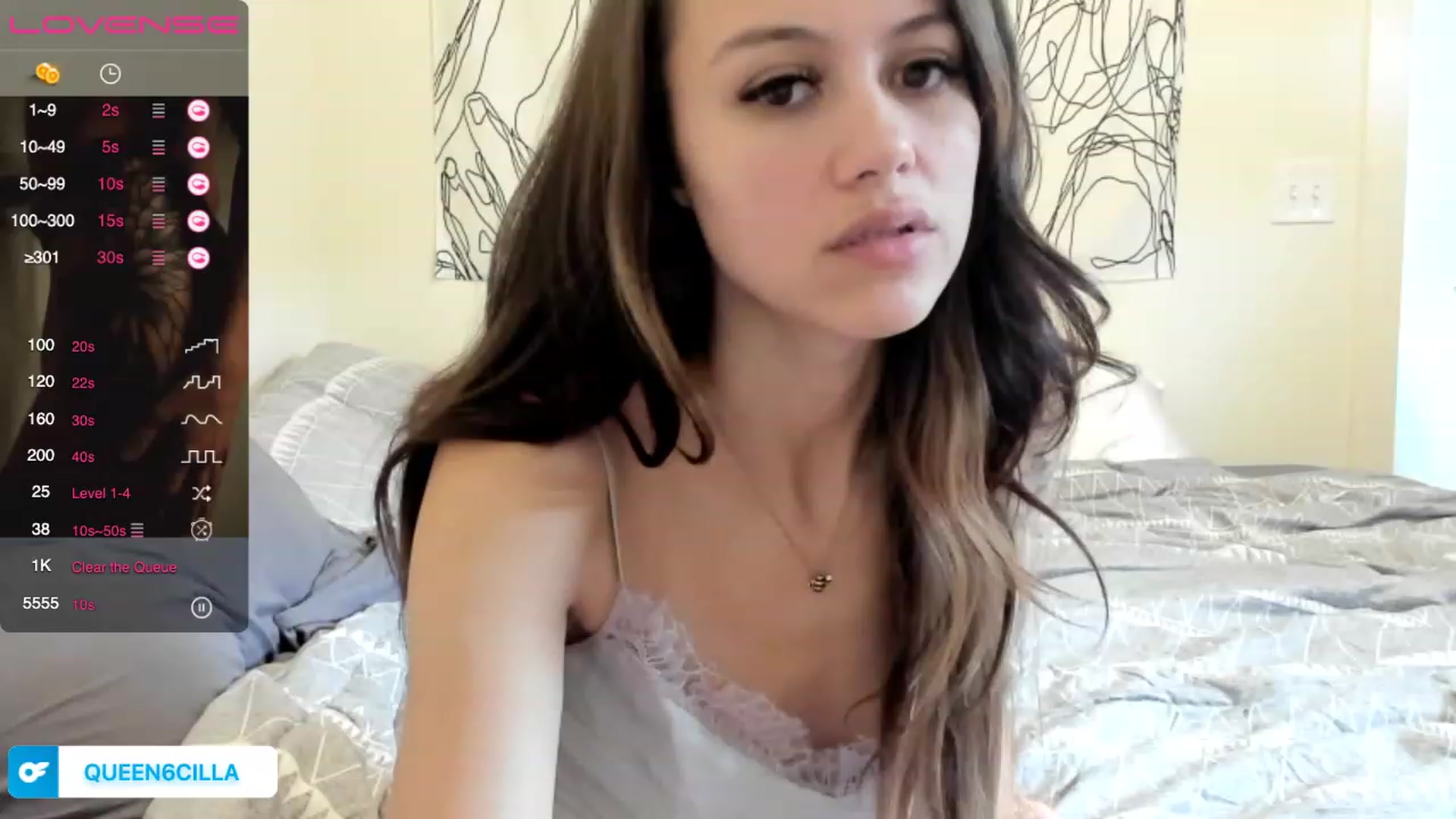 Gallery image thumbnail from queen6cilla's myfreecams stream on, 06/24/2023, 18:43 image 8 of 20