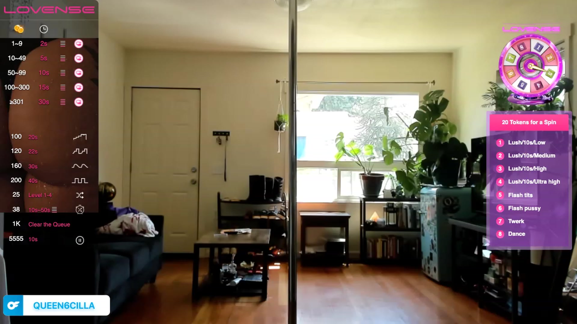 Gallery image thumbnail from queen6cilla's myfreecams stream on, 06/26/2023, 18:52 image 9 of 20