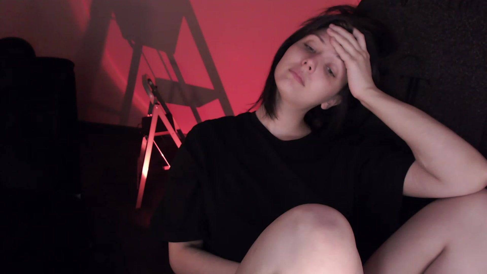 Gallery image thumbnail from r00m704v01d's myfreecams stream on, 02/18/2023, 08:11 image 20 of 20