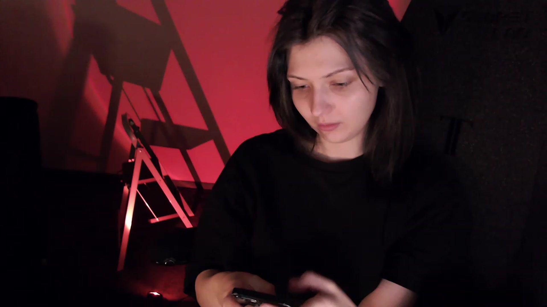 Gallery image thumbnail from r00m704v01d's myfreecams stream on, 02/18/2023, 11:03 image 20 of 20