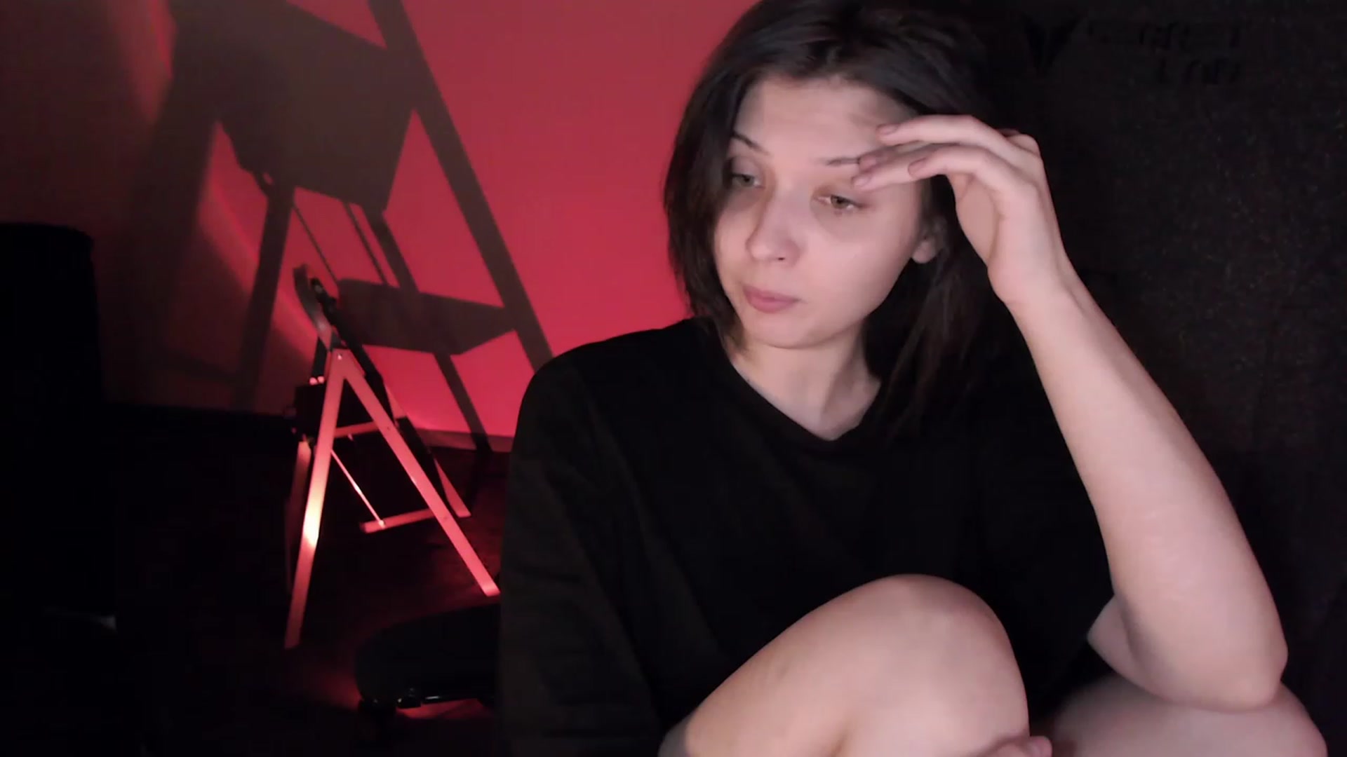 Gallery image thumbnail from r00m704v01d's myfreecams stream on, 02/18/2023, 11:03 image 8 of 20