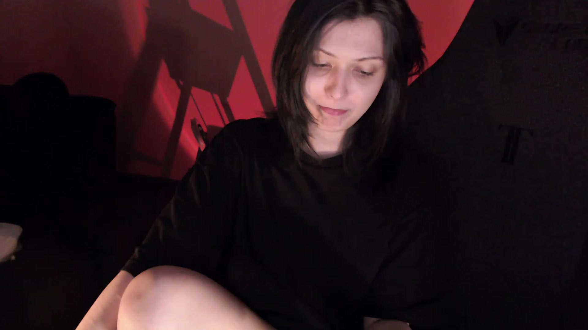 Gallery image thumbnail from r00m704v01d's myfreecams stream on, 02/18/2023, 11:03 image 12 of 20