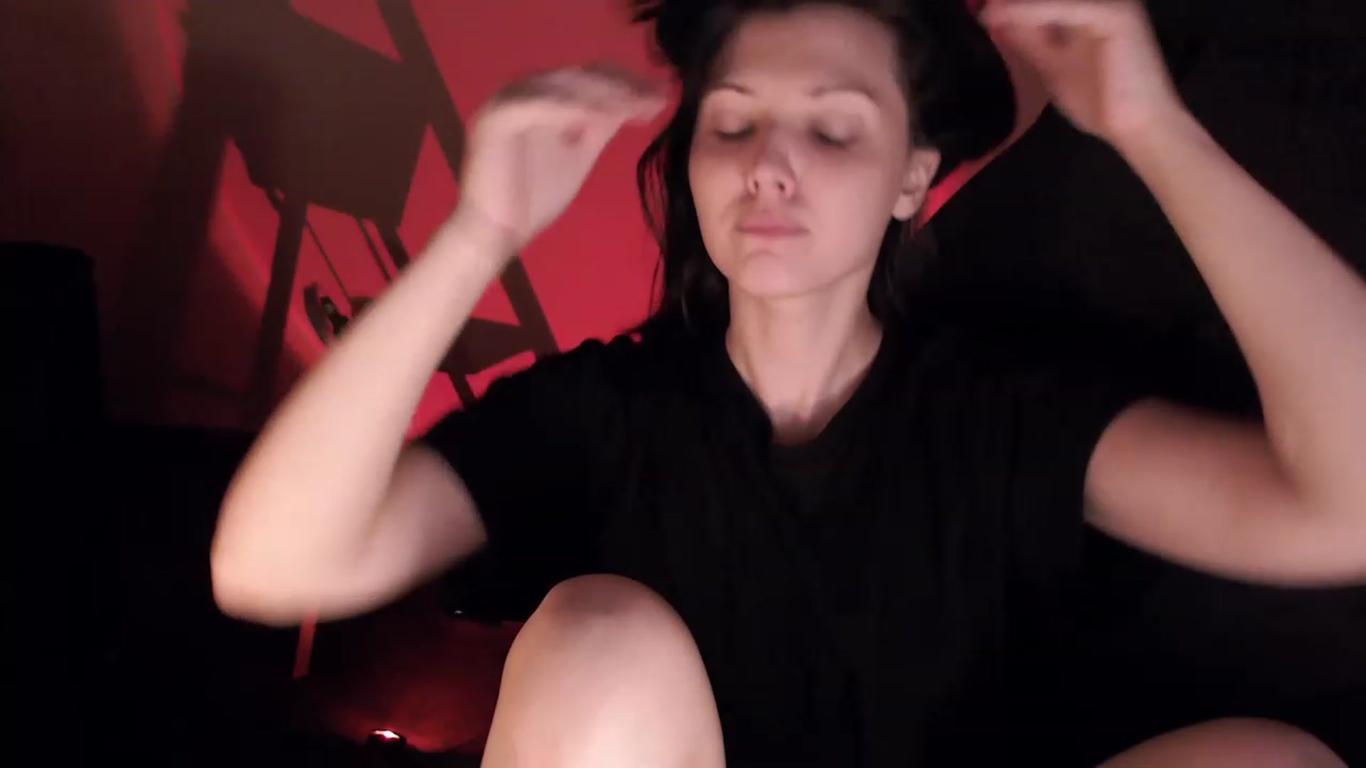 Gallery image thumbnail from r00m704v01d's myfreecams stream on, 02/18/2023, 11:03 image 19 of 20