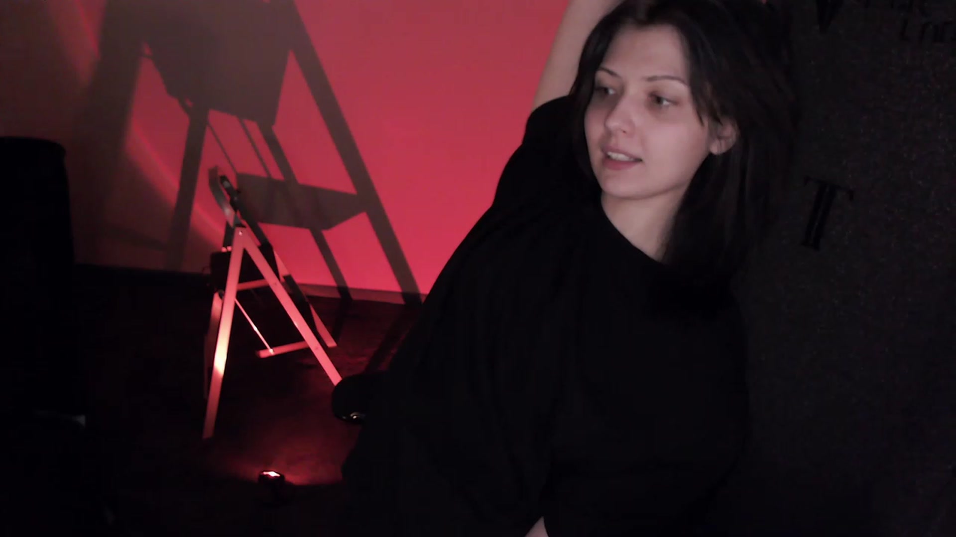 Gallery image thumbnail from r00m704v01d's myfreecams stream on, 02/18/2023, 11:03 image 3 of 20