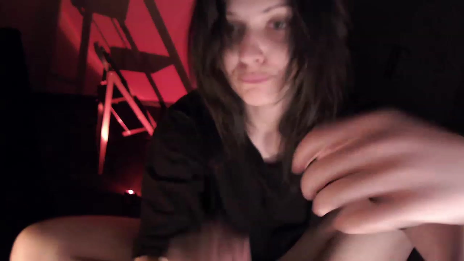 Gallery image thumbnail from r00m704v01d's myfreecams stream on, 02/18/2023, 11:03 image 10 of 20