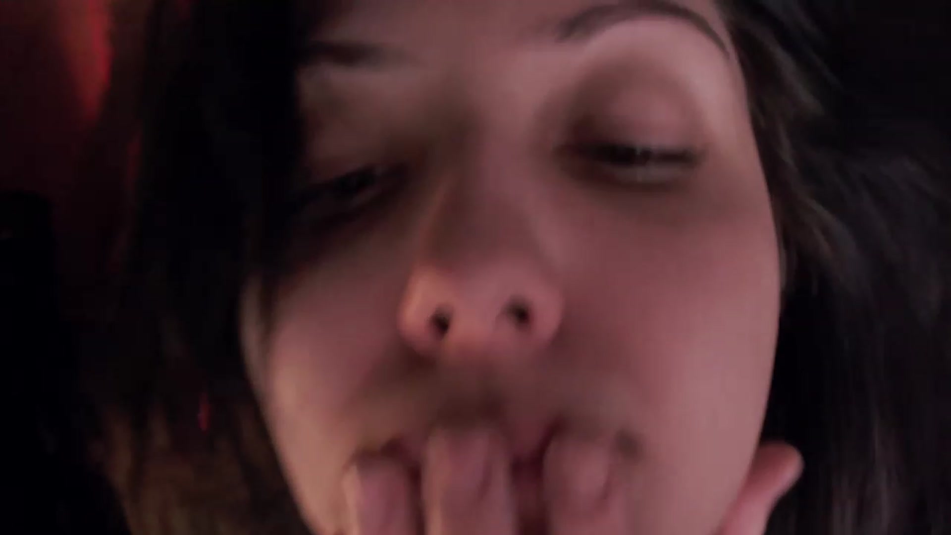 Gallery image thumbnail from r00m704v01d's myfreecams stream on, 02/18/2023, 11:12 image 18 of 20