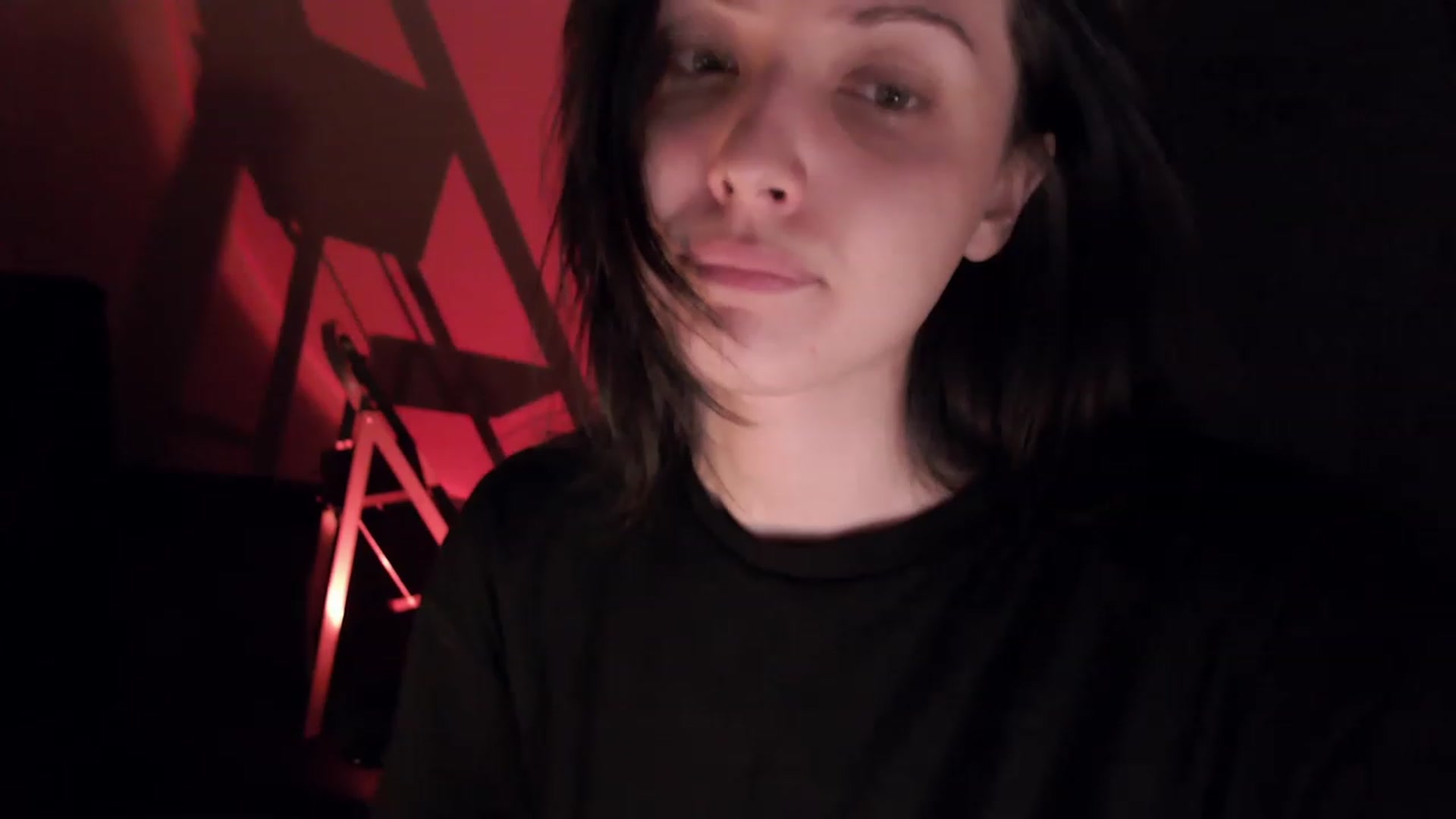 Gallery image thumbnail from r00m704v01d's myfreecams stream on, 02/18/2023, 11:12 image 16 of 20
