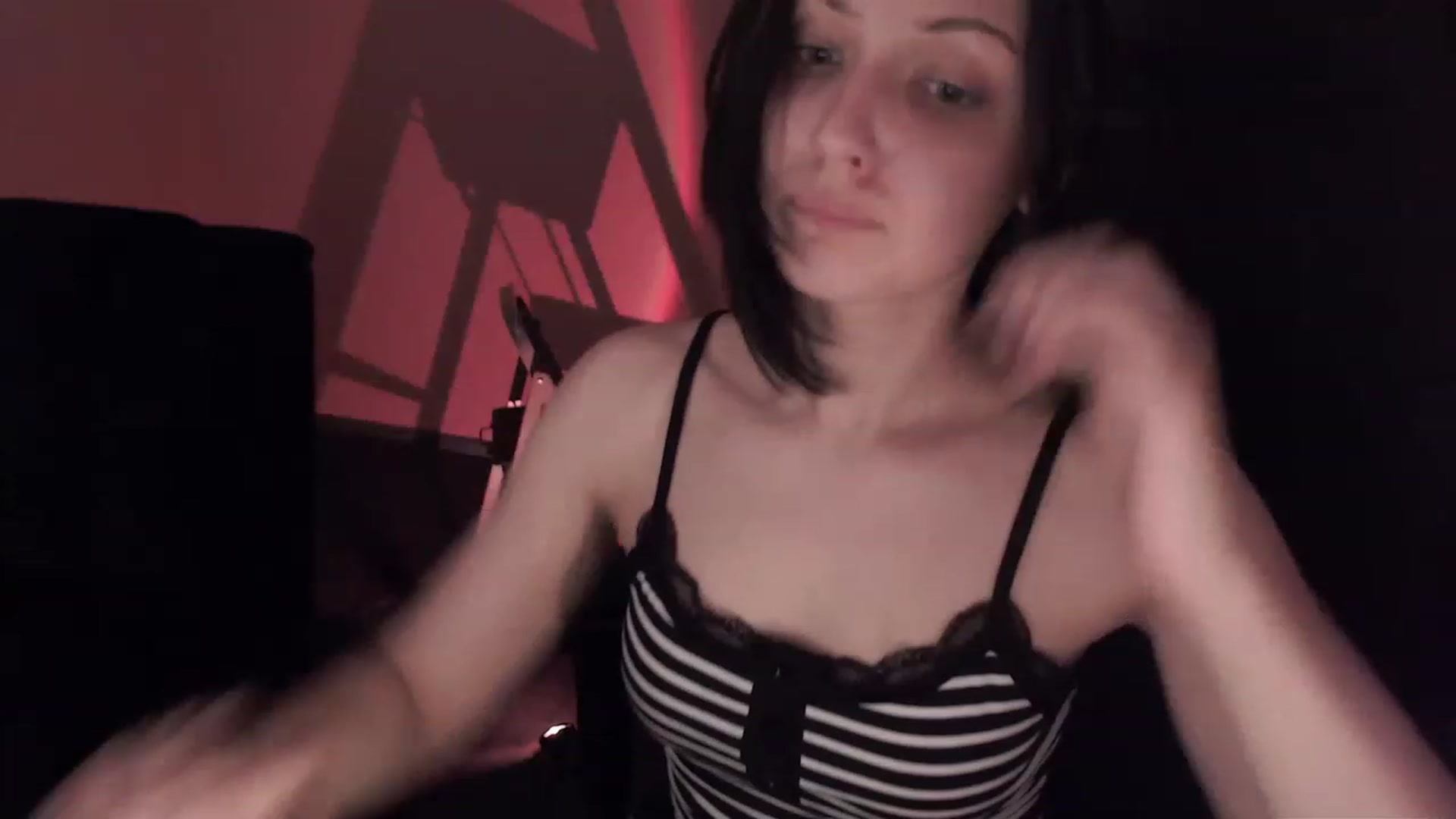 Gallery image thumbnail from r00m704v01d's myfreecams stream on, 02/19/2023, 05:34 image 11 of 20
