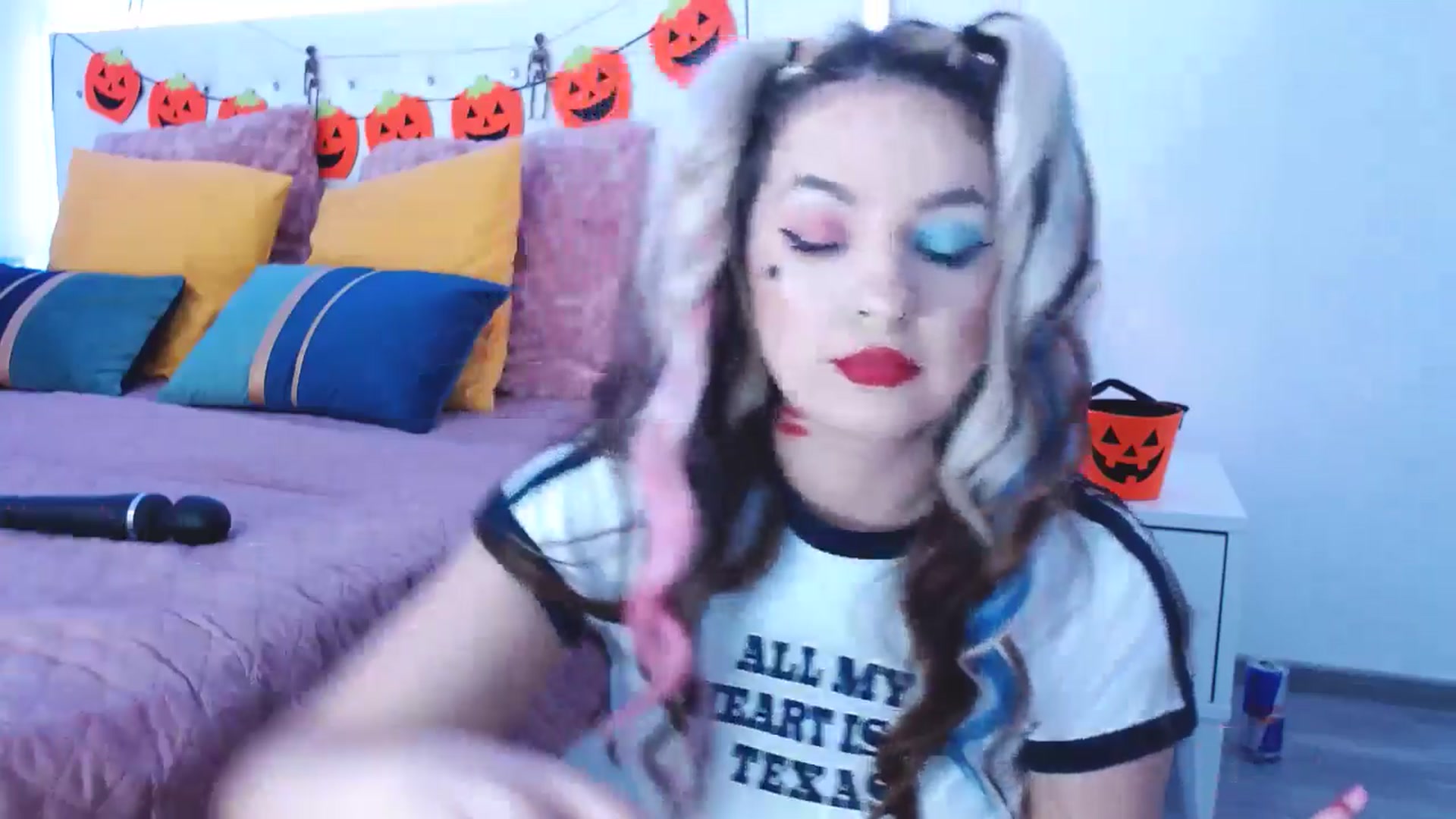Gallery image thumbnail from rainbowsky's myfreecams stream on, 11/01/2024, 02:55 image 14 of 20