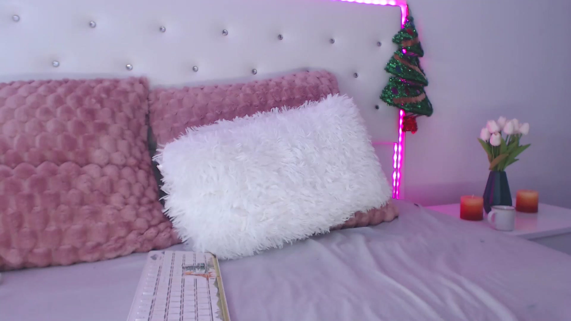 Gallery image thumbnail from rainbowsky's myfreecams stream on, 12/14/2024, 10:30 image 20 of 20