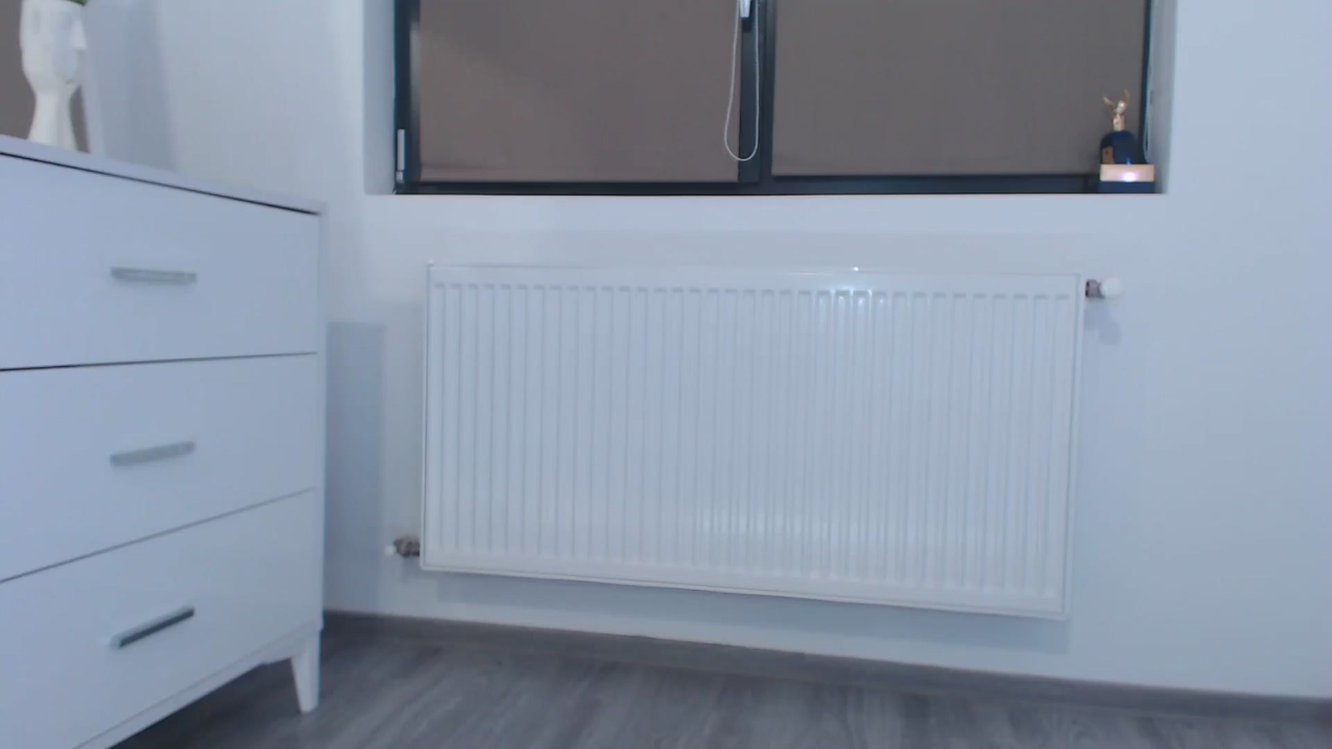 Gallery image thumbnail from rainbowsky's myfreecams stream on, 01/22/2025, 16:33 image 10 of 20