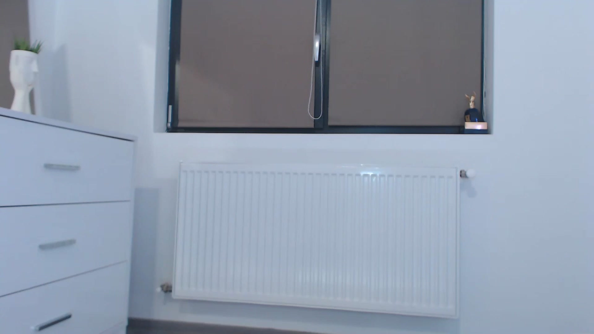 Gallery image thumbnail from rainbowsky's myfreecams stream on, 01/22/2025, 16:33 image 18 of 20