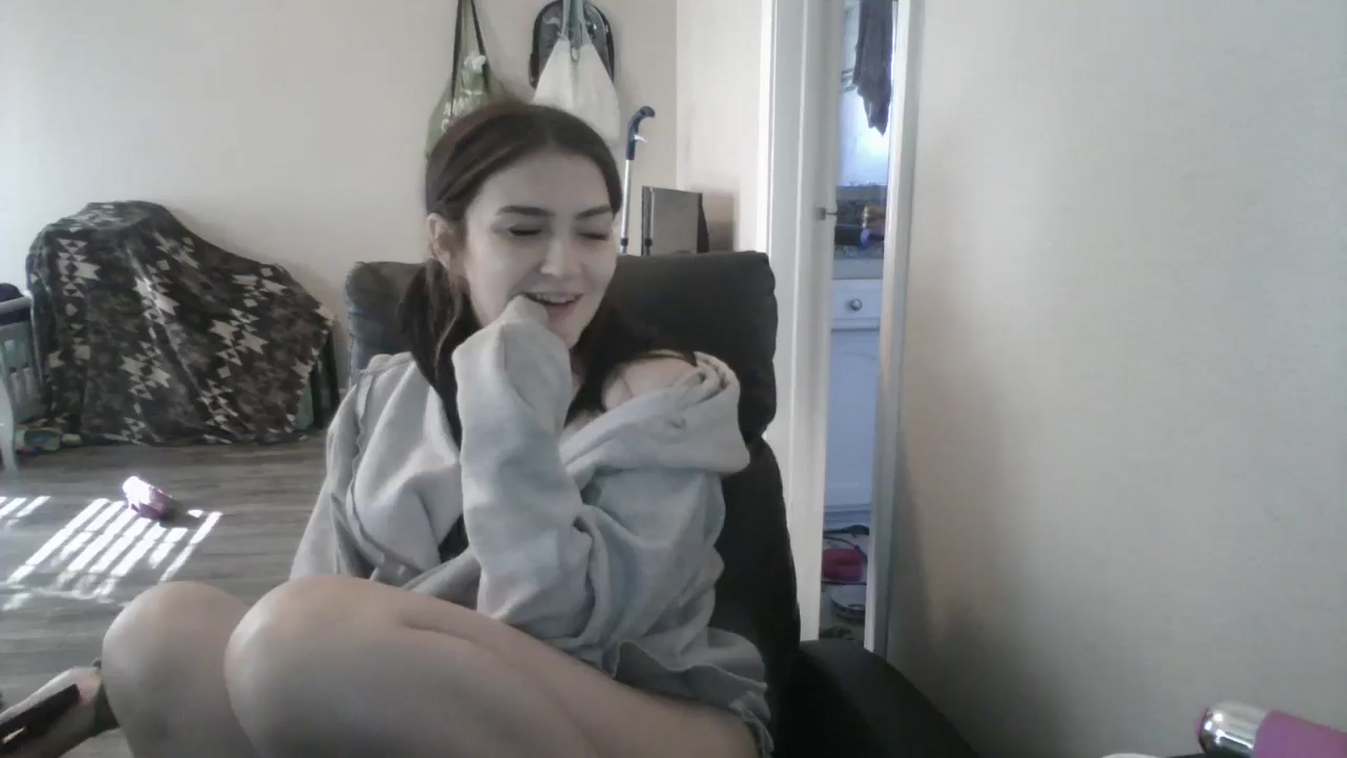 Gallery image thumbnail from realangel's myfreecams stream on, 09/26/2024, 15:12 image 20 of 20