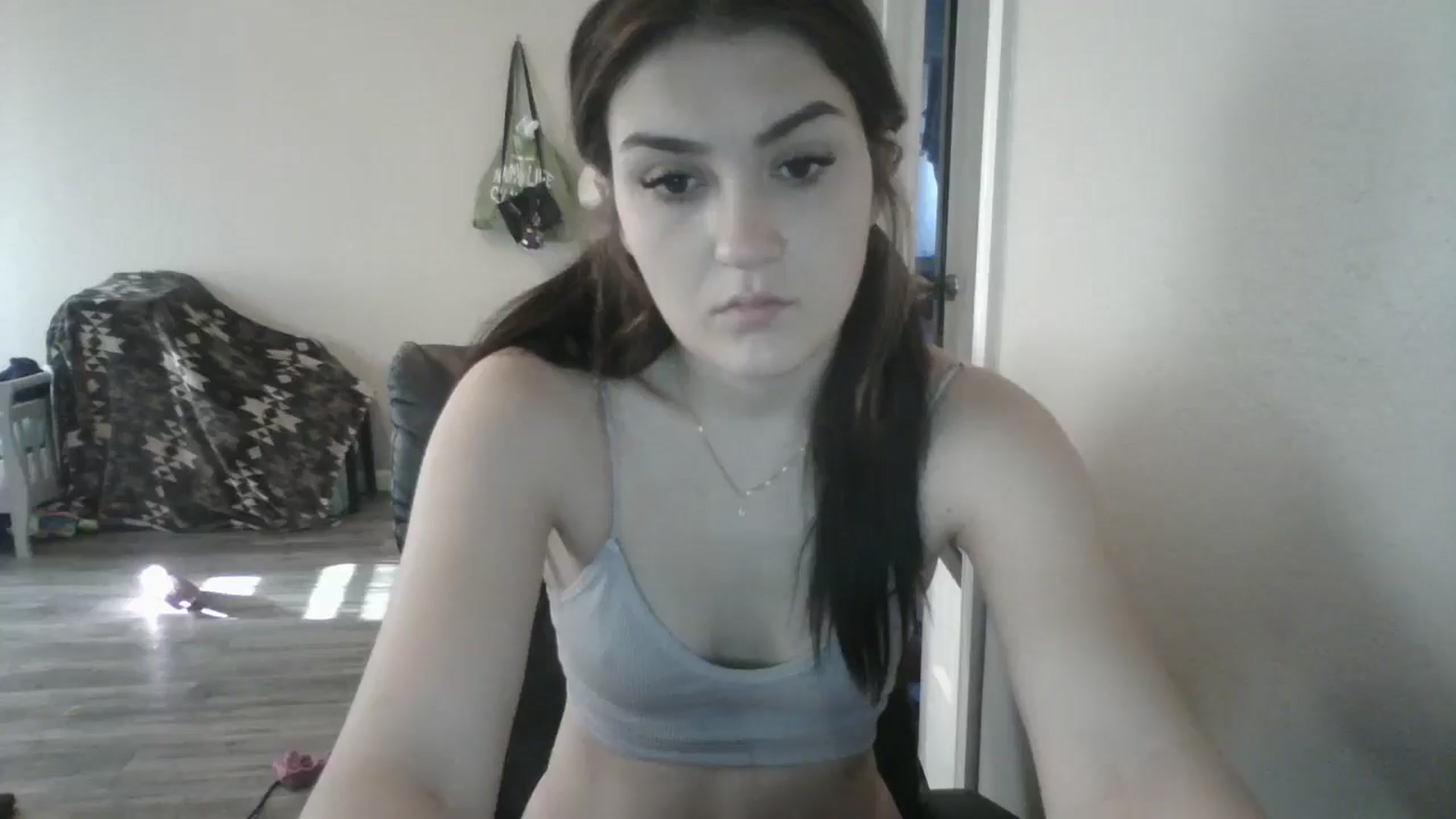 Gallery image thumbnail from realangel's myfreecams stream on, 09/26/2024, 15:12 image 1 of 20