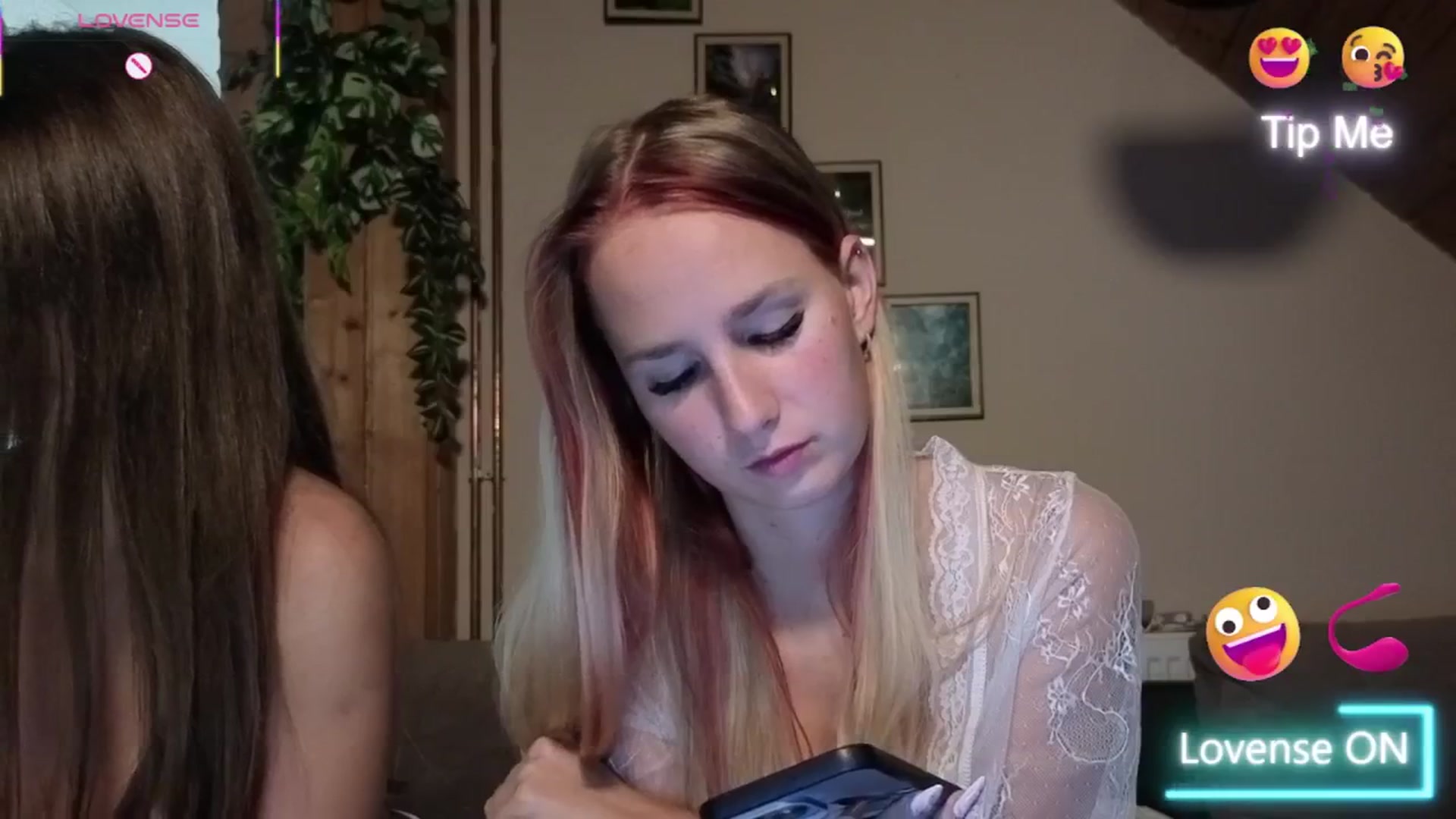 Gallery image thumbnail from realmiagold's myfreecams stream on, 10/11/2025, 06:03 image 20 of 20