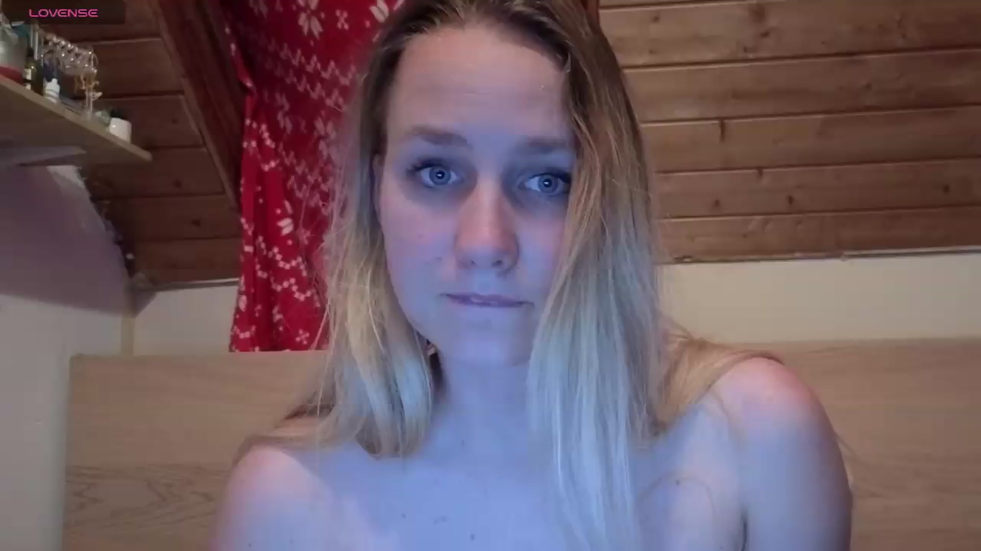 Gallery image thumbnail from realmiagold's myfreecams stream on, 05/04/2026, 20:53 image 17 of 20