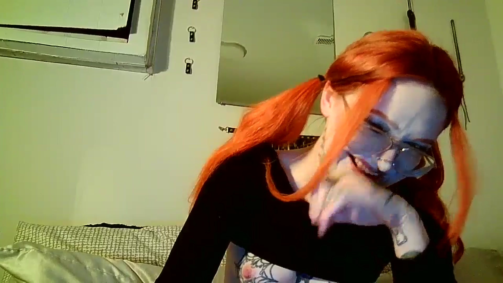 Gallery image thumbnail from redheadpistol's myfreecams stream on, 04/03/2025, 01:55 image 11 of 20