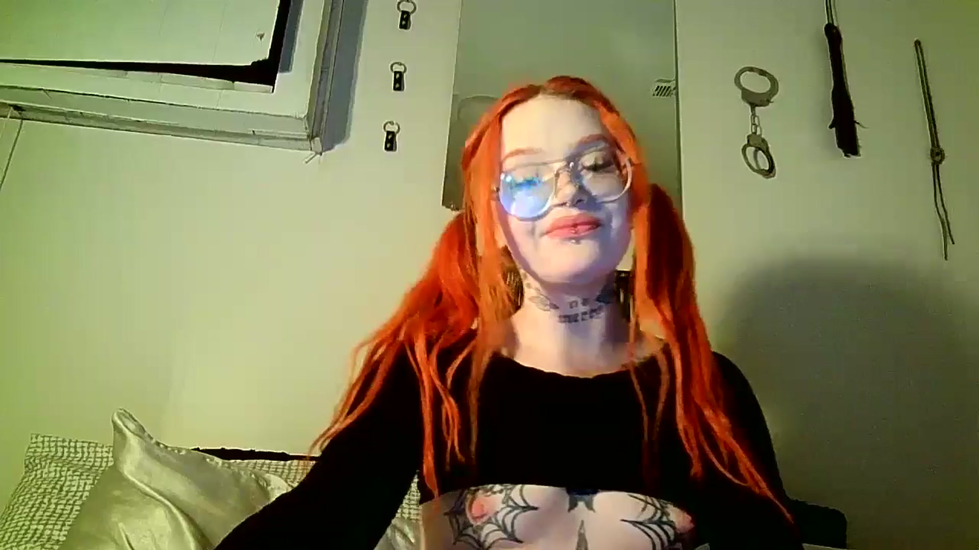 Gallery image thumbnail from redheadpistol's myfreecams stream on, 04/04/2025, 01:05 image 17 of 20