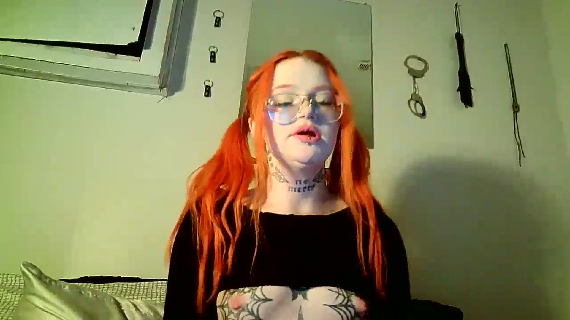 Gallery image thumbnail from redheadpistol's myfreecams stream on, 04/04/2025, 01:05 image 11 of 20