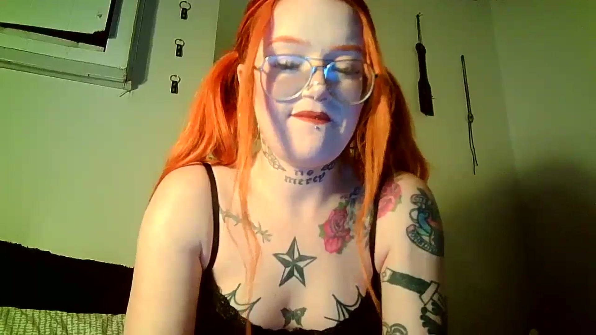 Gallery image thumbnail from redheadpistol's myfreecams stream on, 04/22/2025, 03:58 image 12 of 20