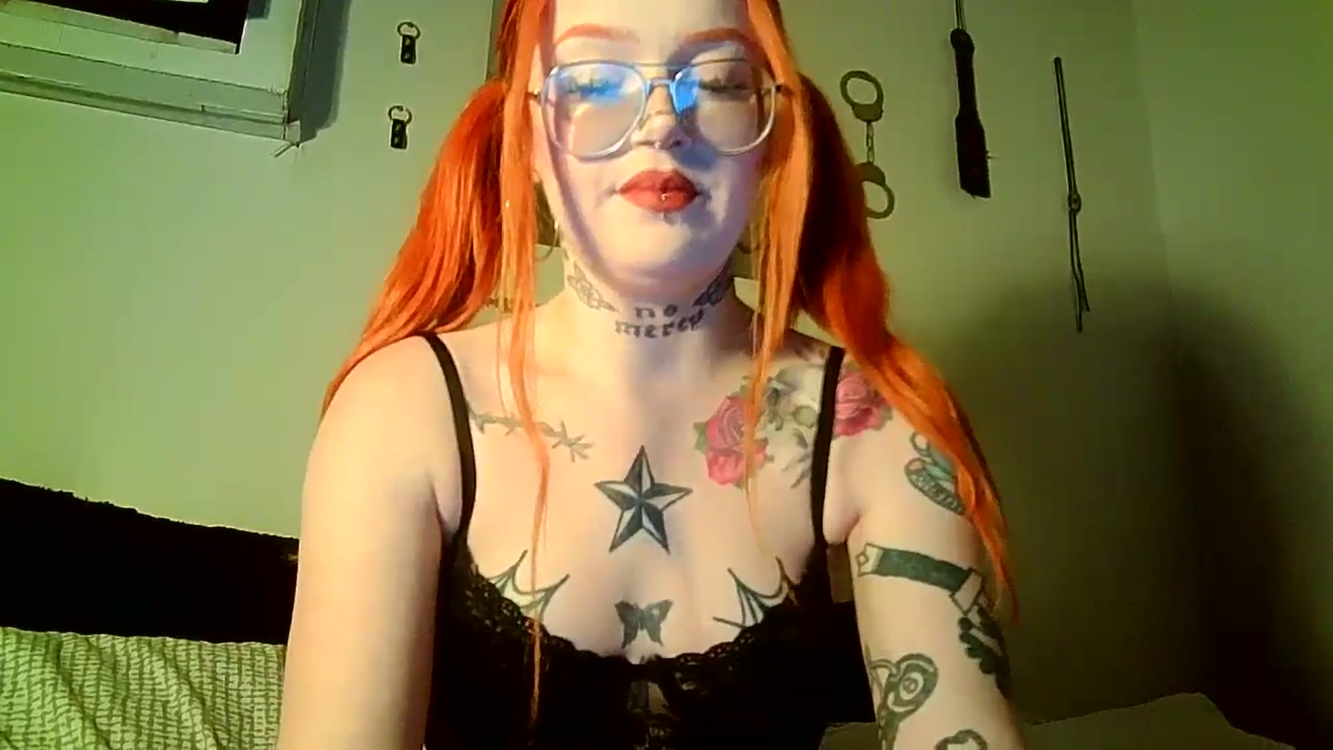 Gallery image thumbnail from redheadpistol's myfreecams stream on, 04/22/2025, 03:58 image 9 of 20