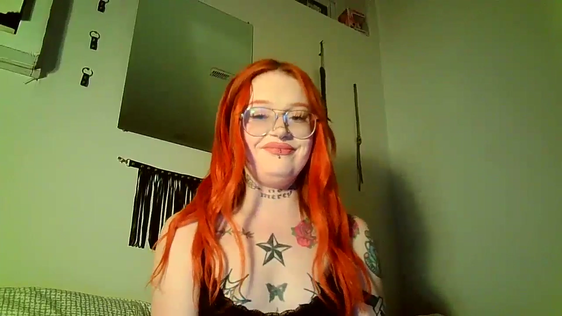 Gallery image thumbnail from redheadpistol's myfreecams stream on, 05/13/2025, 03:39 image 5 of 20