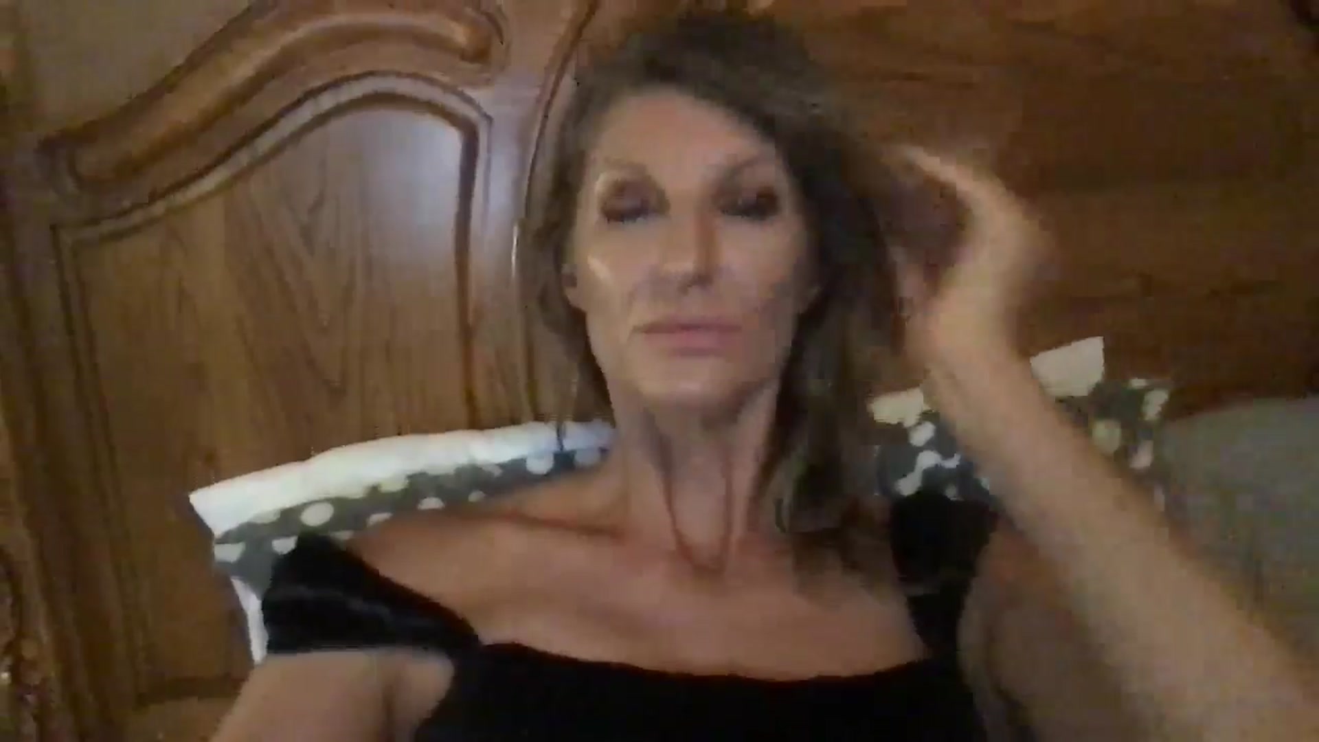 Gallery image thumbnail from redhotbikinis's myfreecams stream on, 07/24/2024, 15:48 image 20 of 20