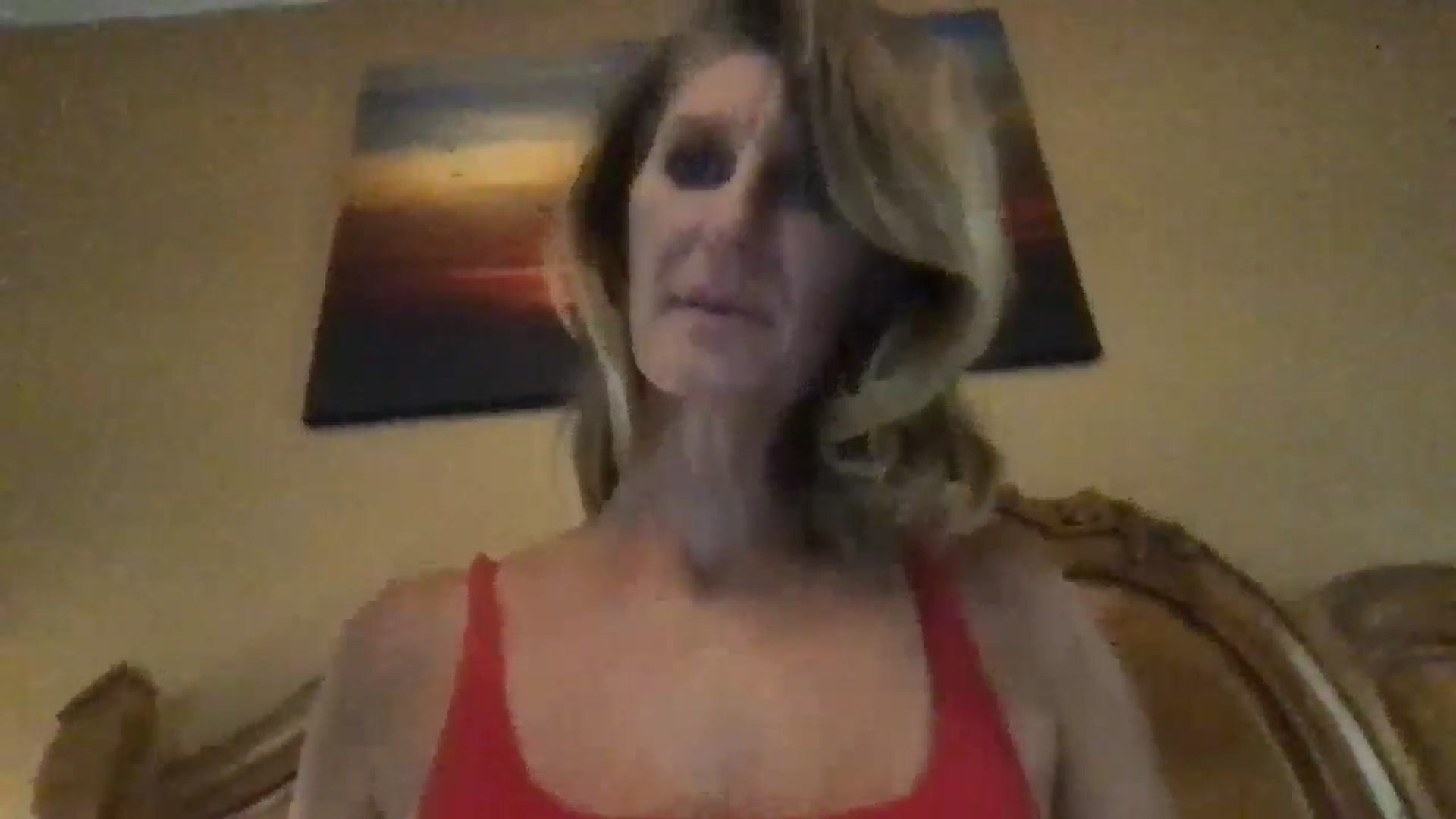 Gallery image thumbnail from redhotbikinis's myfreecams stream on, 07/29/2024, 17:25 image 20 of 20