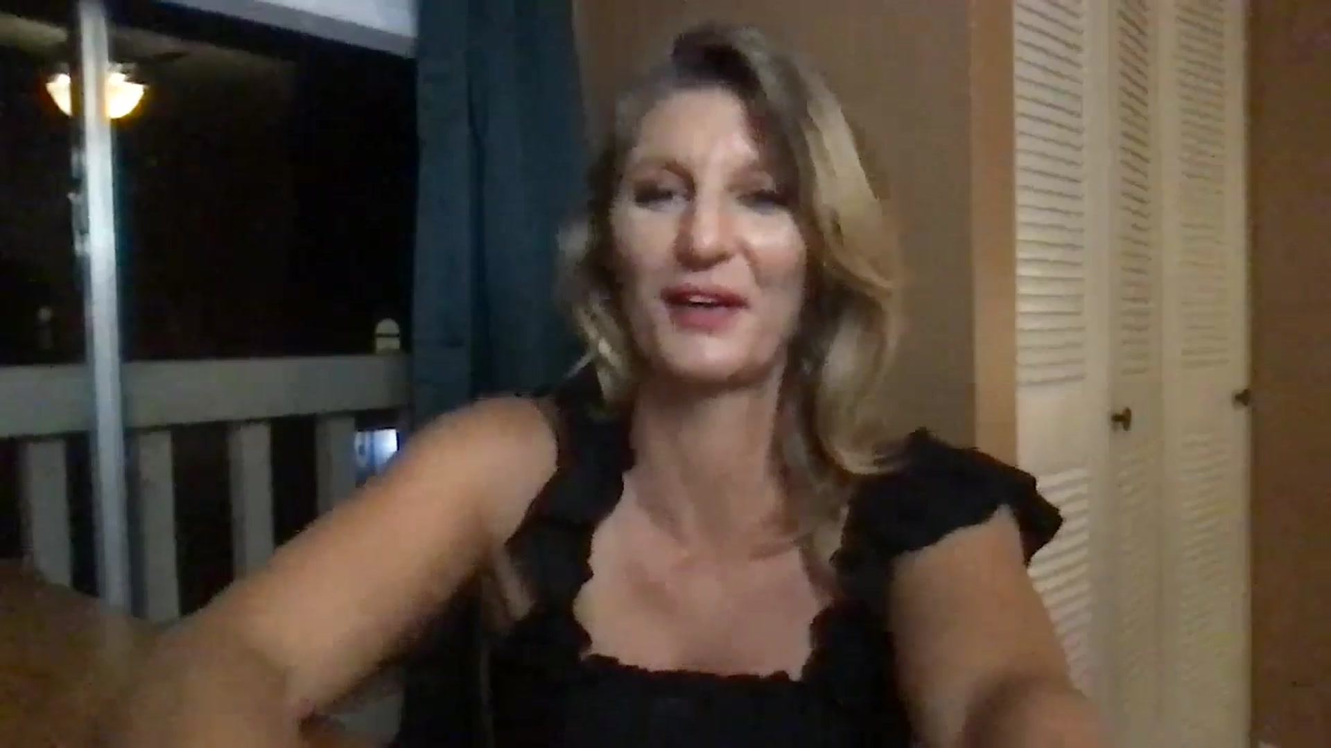 Gallery image thumbnail from redhotbikinis's myfreecams stream on, 07/30/2024, 01:01 image 15 of 20