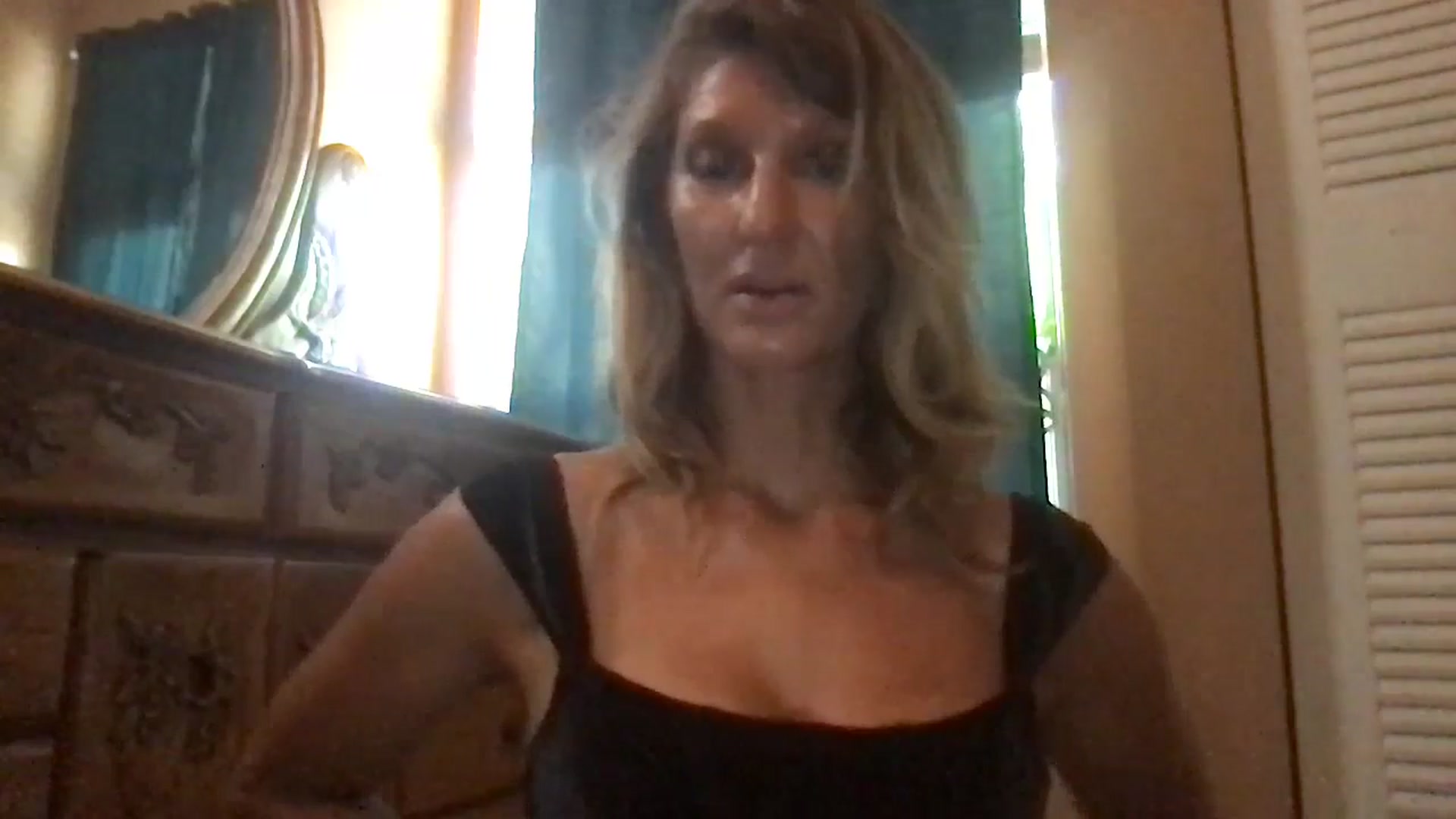 Gallery image thumbnail from redhotbikinis's myfreecams stream on, 08/01/2024, 15:16 image 19 of 20