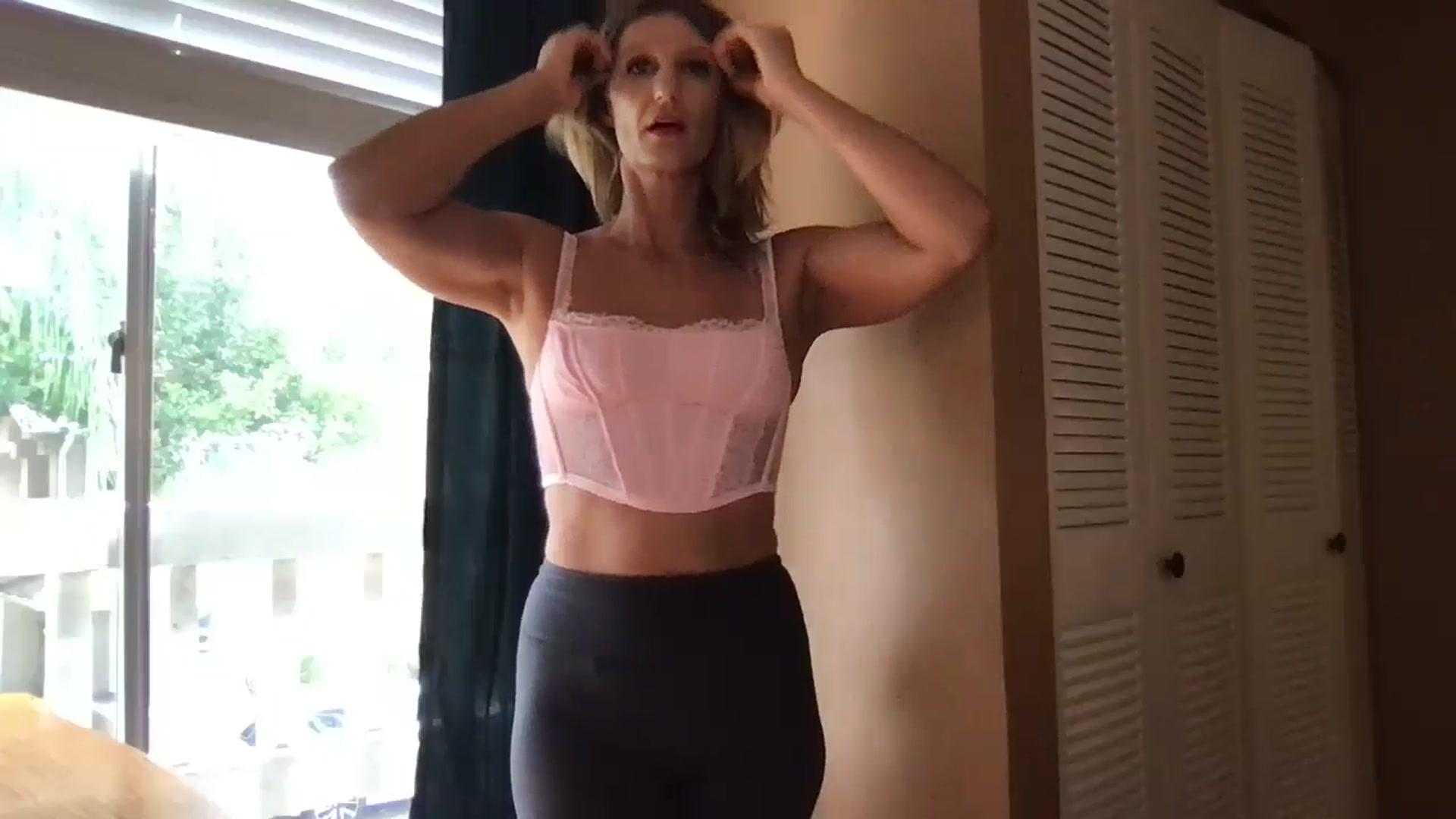 Gallery image thumbnail from redhotbikinis's myfreecams stream on, 08/08/2024, 19:37 image 11 of 20