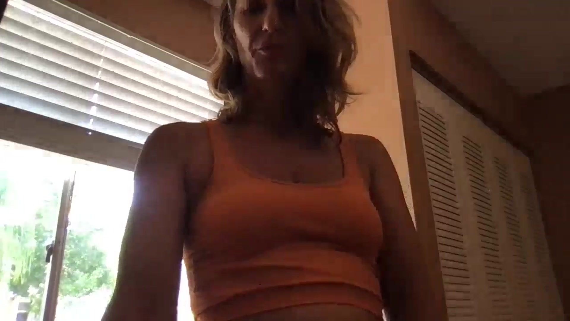 Gallery image thumbnail from redhotbikinis's myfreecams stream on, 08/12/2024, 18:51 image 10 of 20