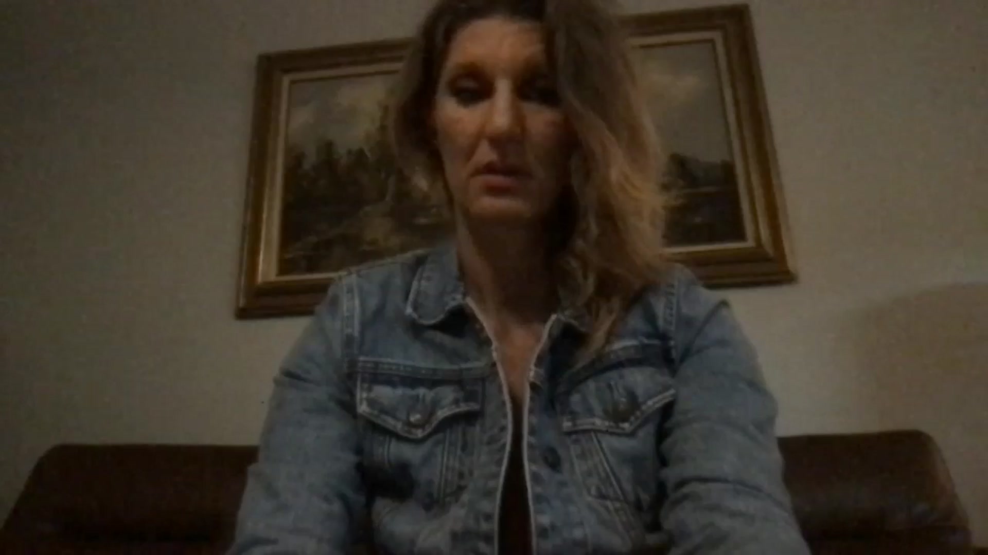 Gallery image thumbnail from redhotbikinis's myfreecams stream on, 08/31/2024, 02:38 image 2 of 20