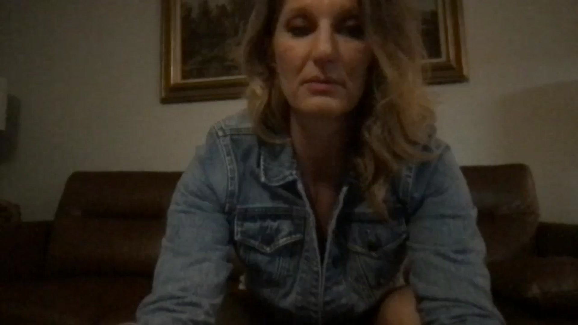 Gallery image thumbnail from redhotbikinis's myfreecams stream on, 08/31/2024, 02:38 image 10 of 20