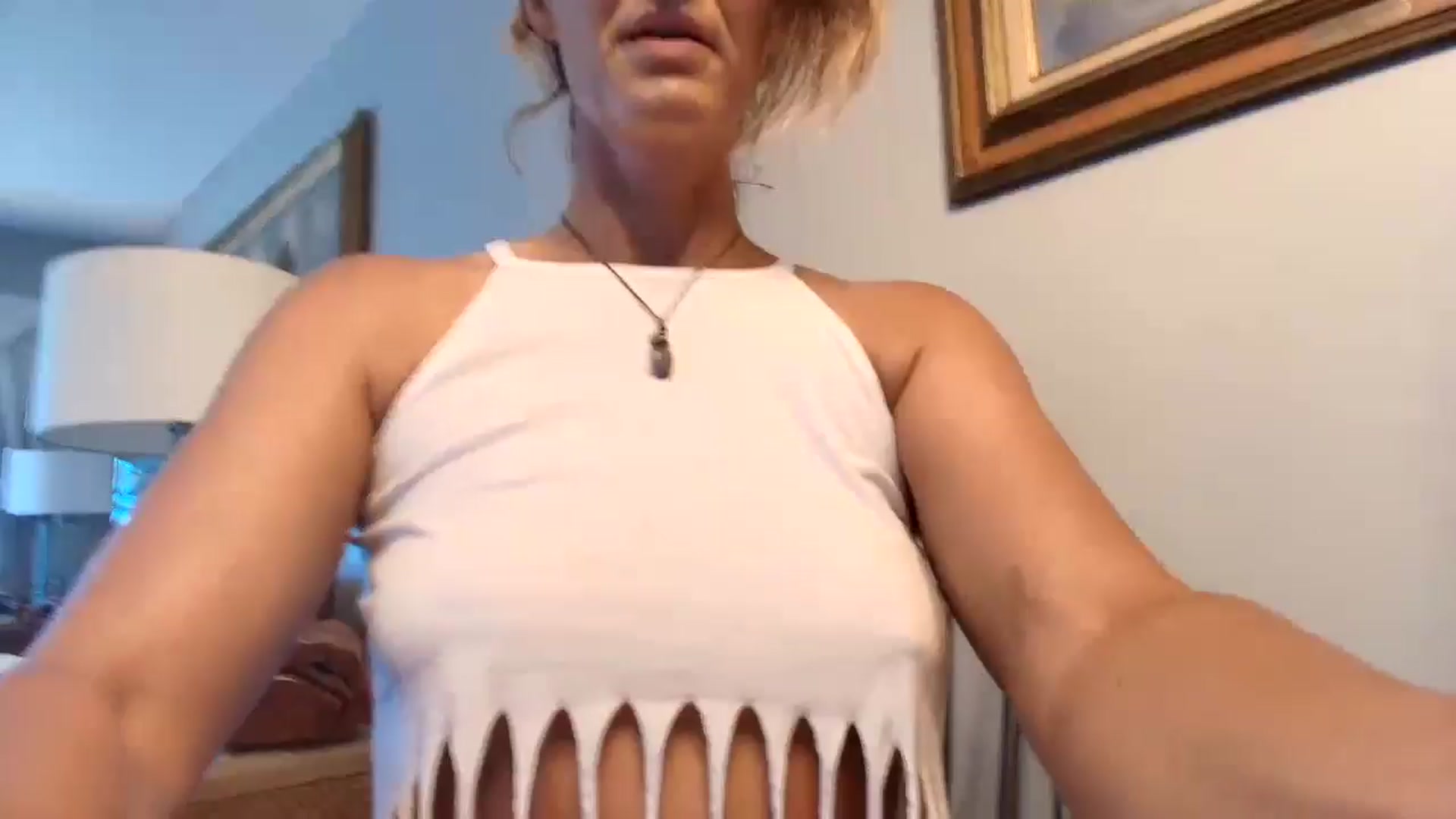 Gallery image thumbnail from redhotbikinis's myfreecams stream on, 09/18/2024, 13:44 image 1 of 20